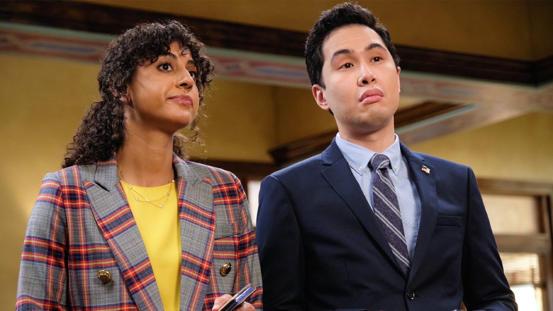Watch Mr. Mayor Sneak Peek: New Job, New House, Same Ted ...