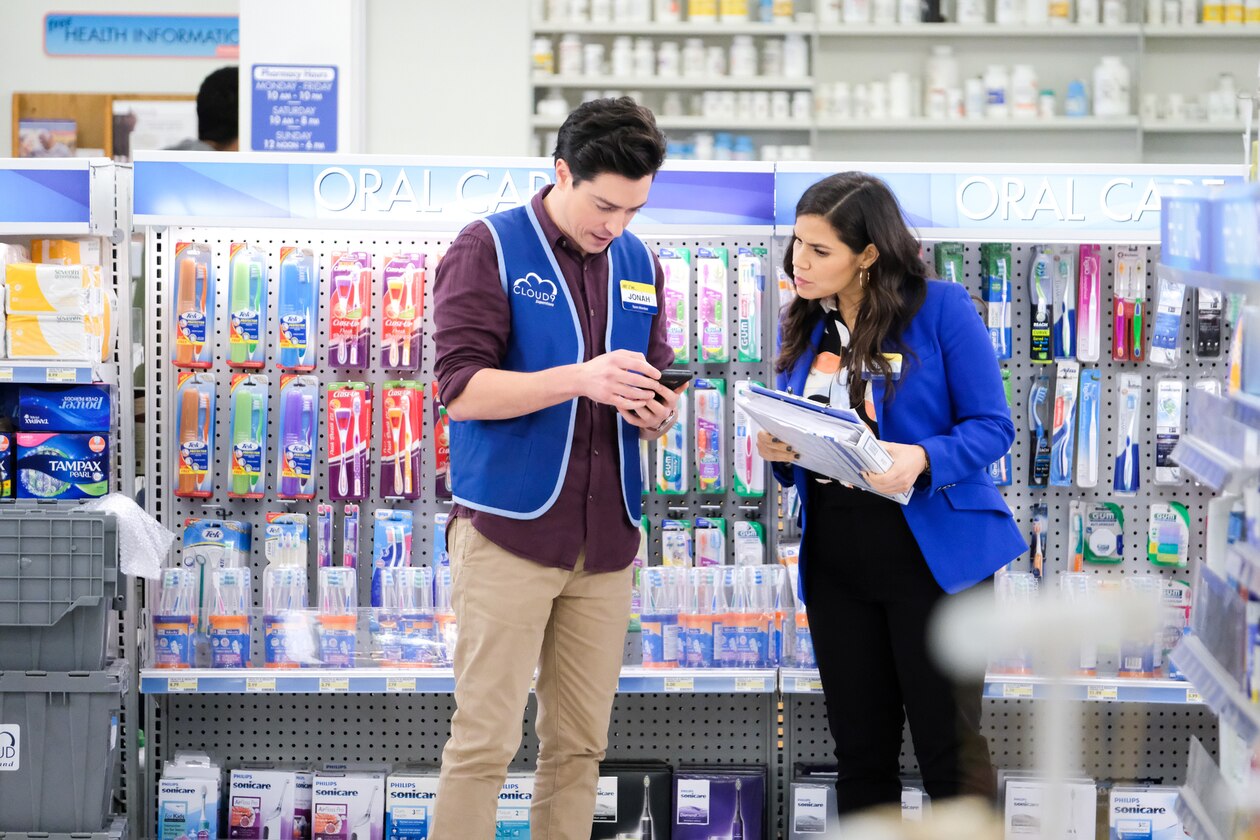 Superstore Employee App Photo 3440473