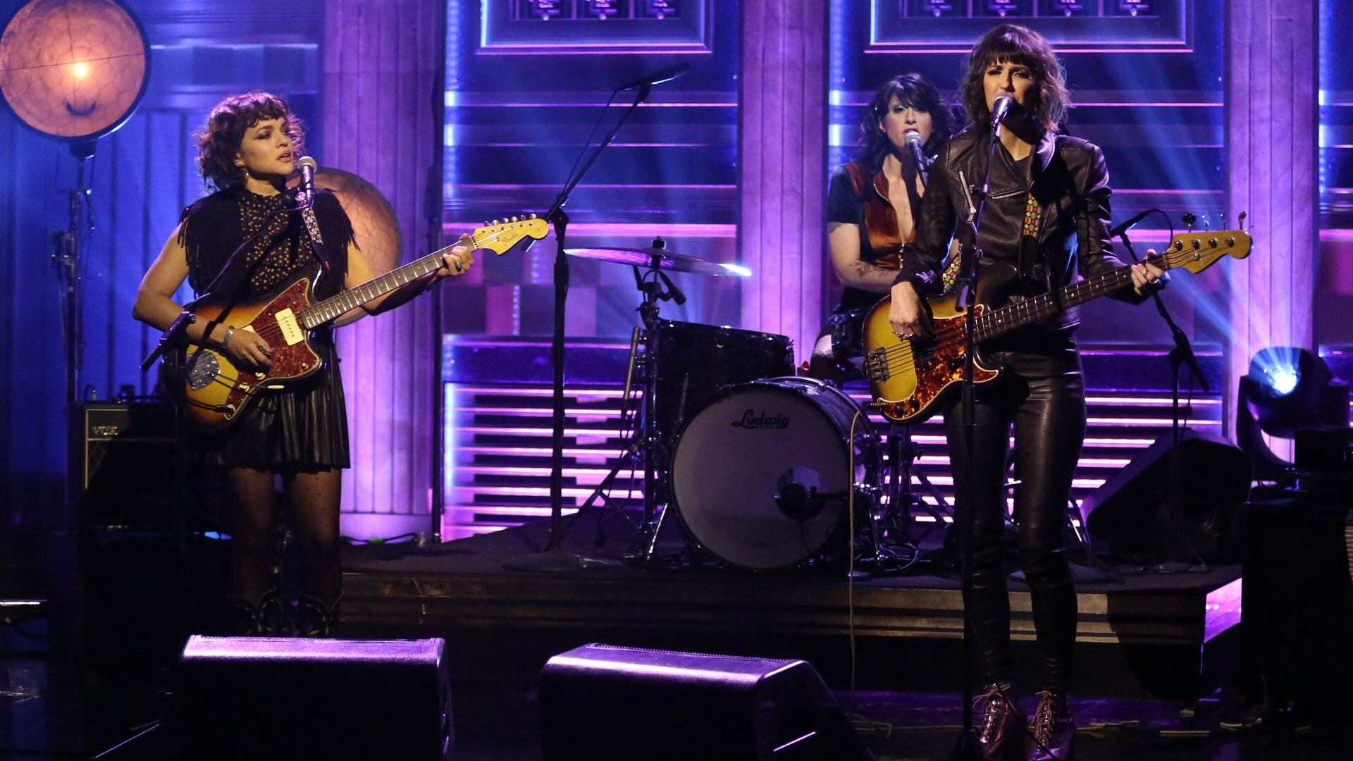 Watch The Tonight Show Starring Jimmy Fallon Web Exclusive: Puss N