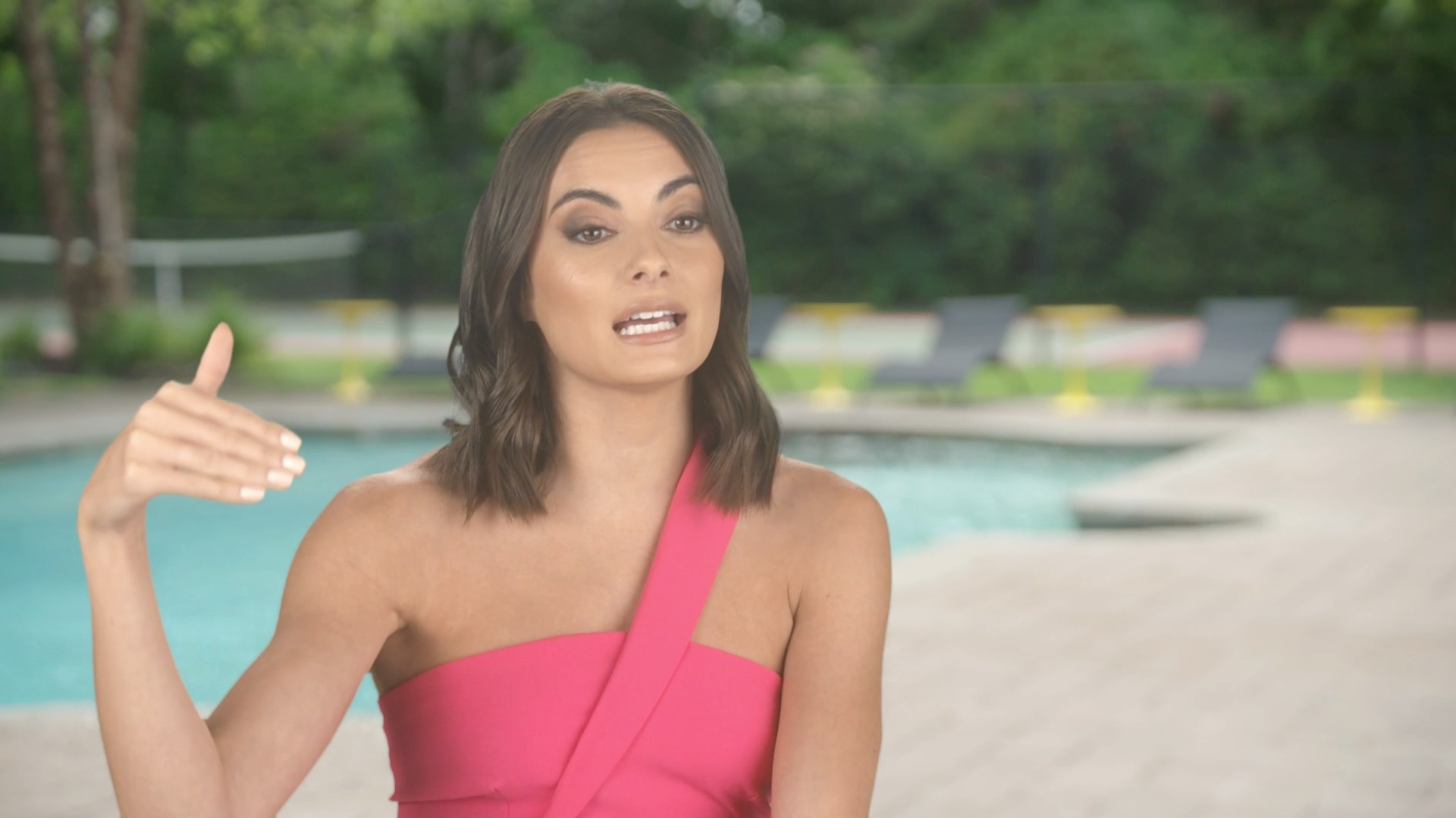 Watch Summer House  Exclusive Outfit Deets Packing for the Summer