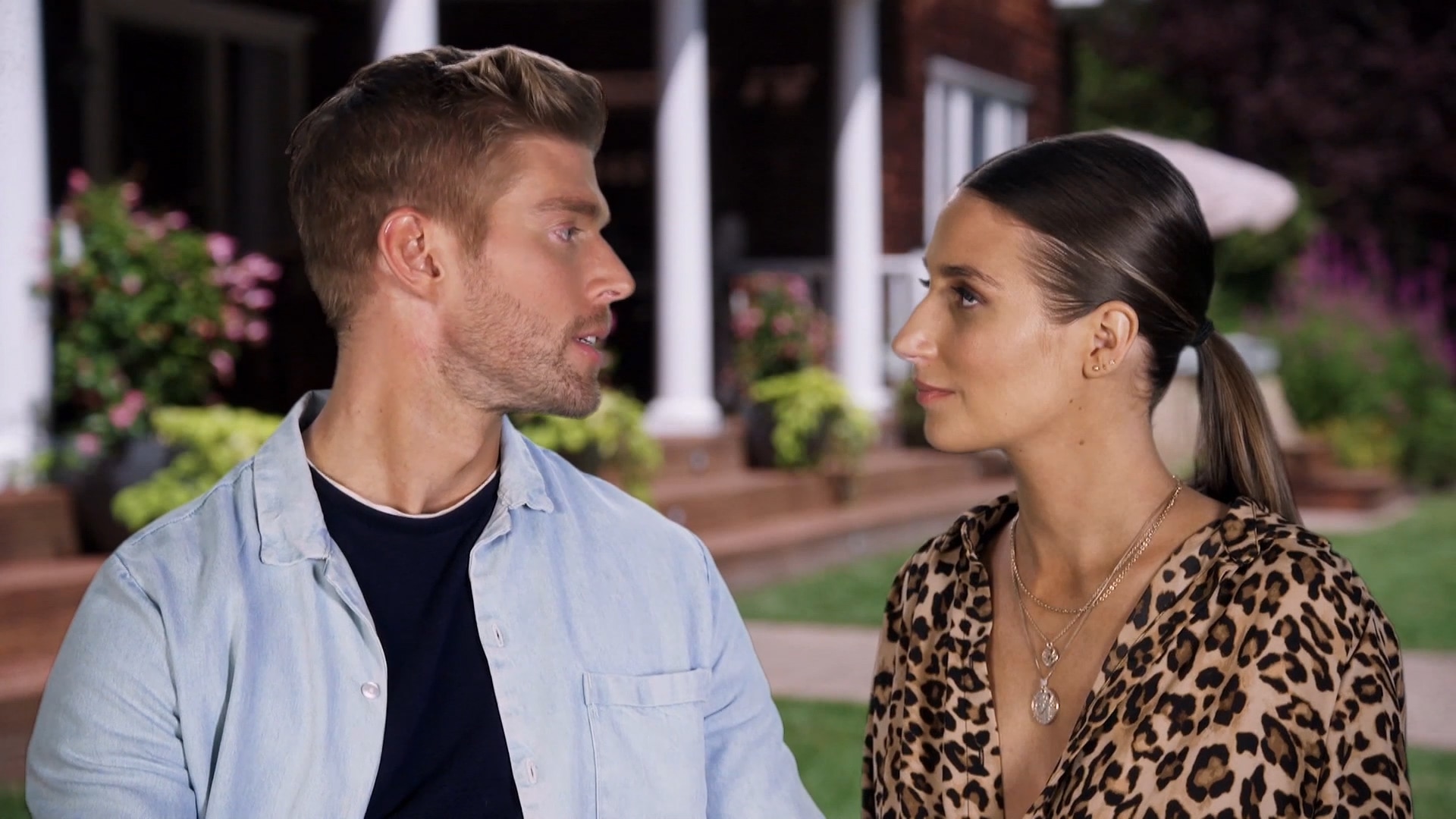 Watch Summer House Excerpt Kyle Cooke and Amanda Batula Are Officially