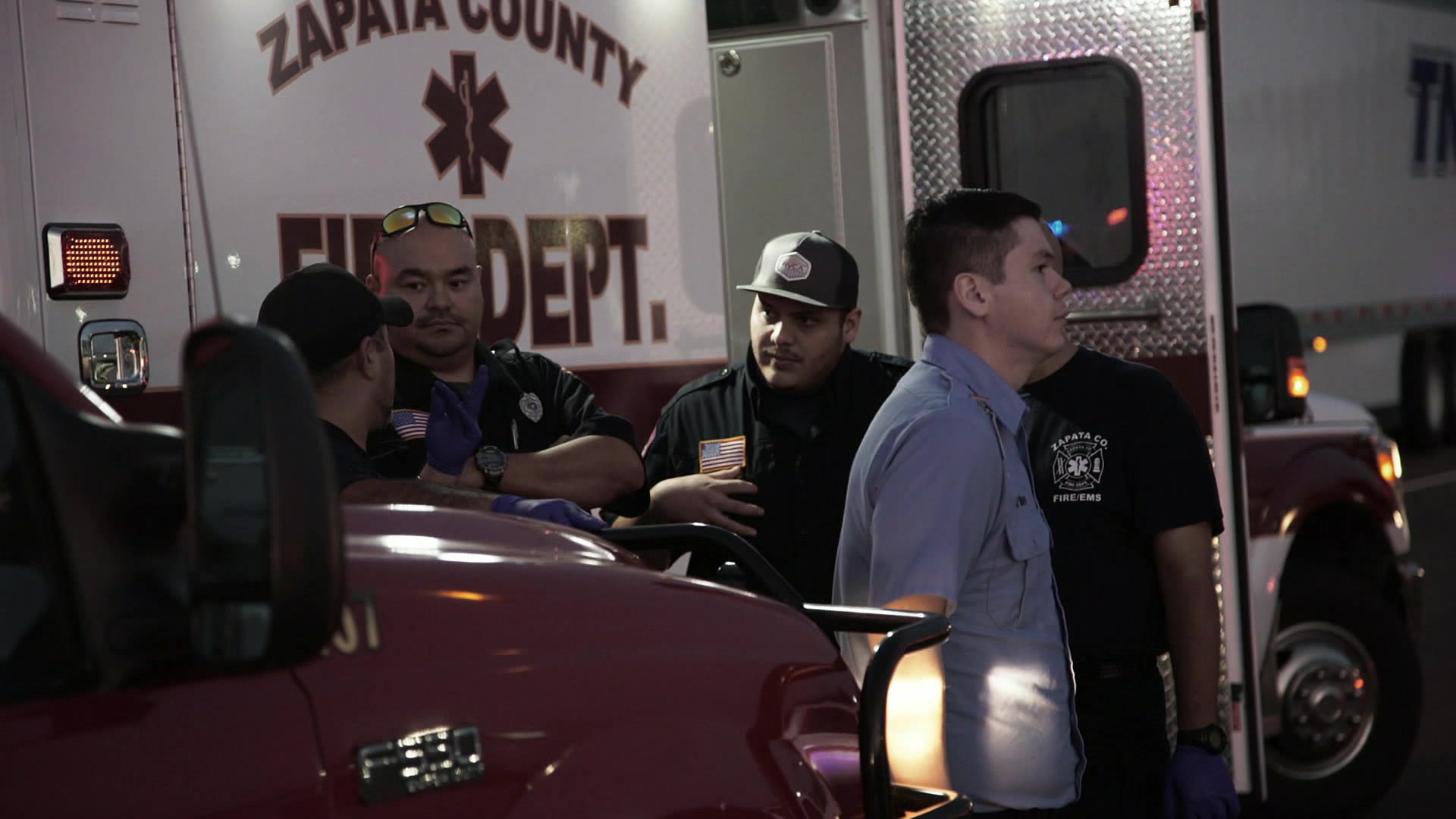 Watch La Ley de Zapata Episode Drogas y contrabando