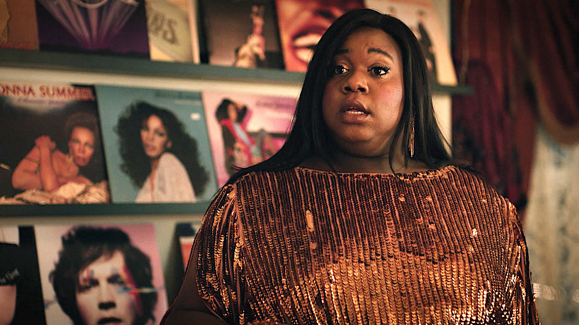 Watch Zoey's Extraordinary Playlist Highlight Mo Saves Zoey and Simon