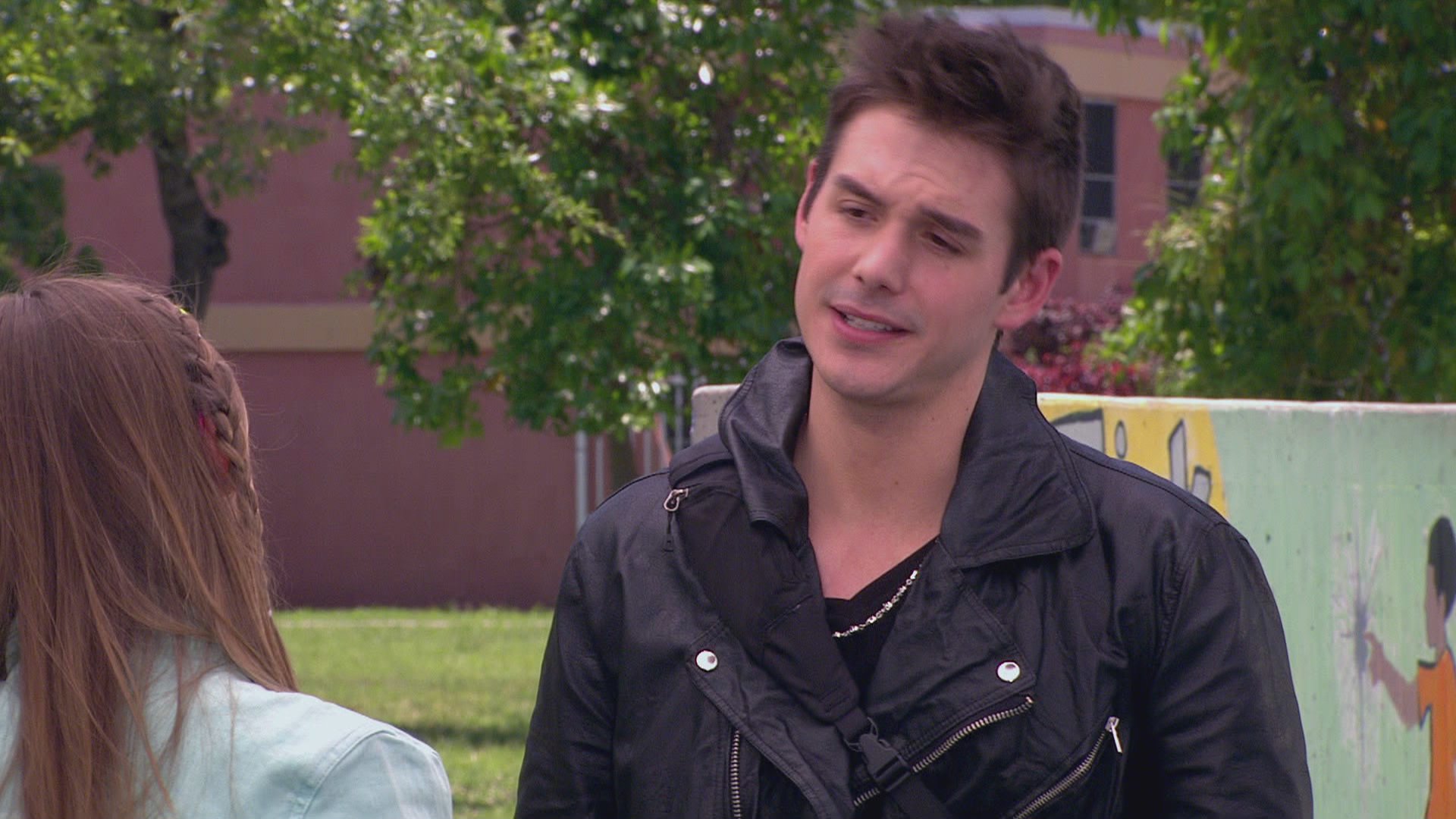 Watch Dama y Obrero Episode El enfrentamiento por amor