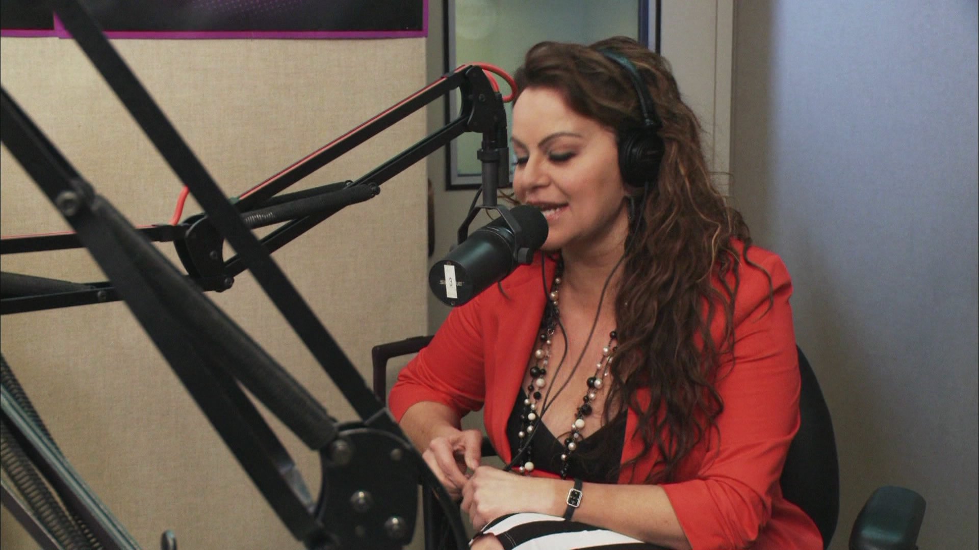 How Can I Watch I Love Jenni Watch I Love Jenni (ENGLISH) Episode: Aniversario - NBC.com