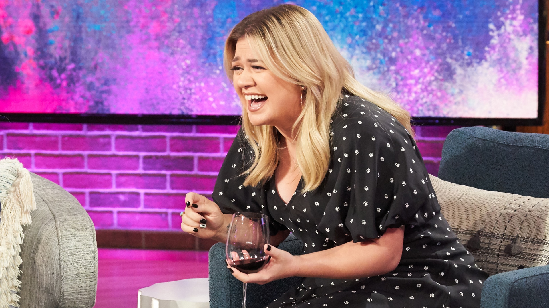 Watch The Kelly Clarkson Show Highlight 5 Most Hilarious