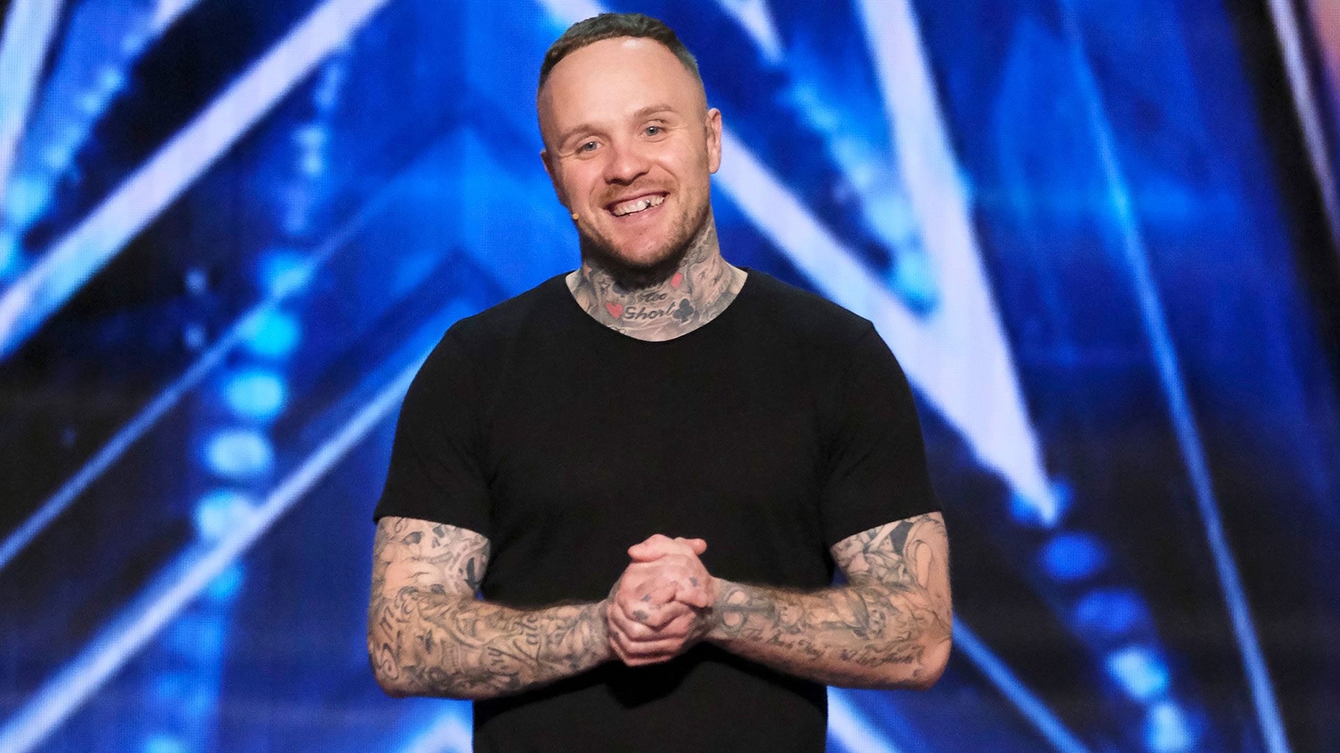 Watch America's Got Talent Highlight: Simon Cowell Controls Howie