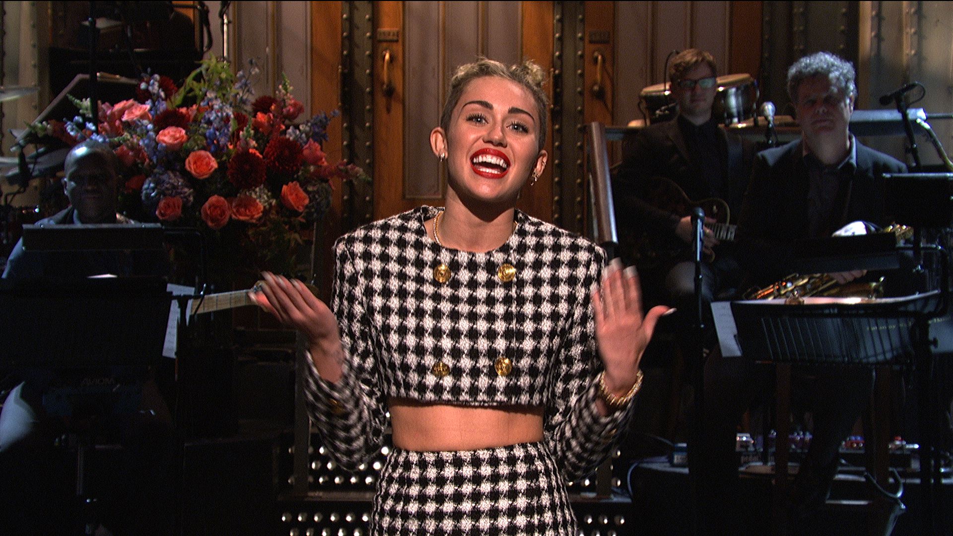 Watch Saturday Night Live Highlight: Miley Cyrus Monologue - NBC.com