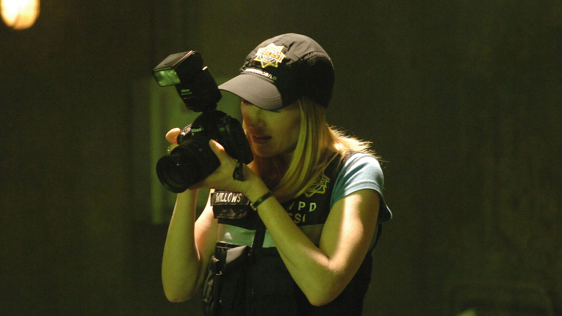 Watch CSI Episode Shooting Stars