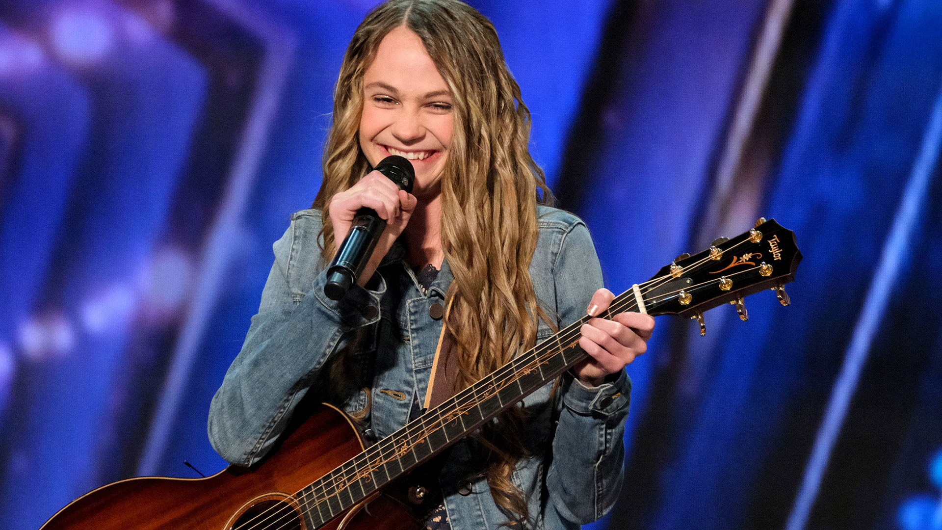 Watch America's Got Talent Highlight: Teenager Kenadi Dodds Impresses
