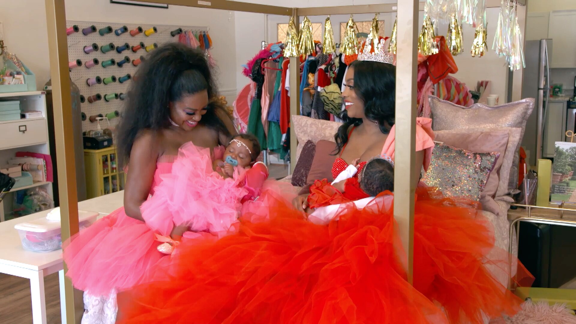 Watch The Real Housewives Of Atlanta Sneak Peek Kenya Moore Tells