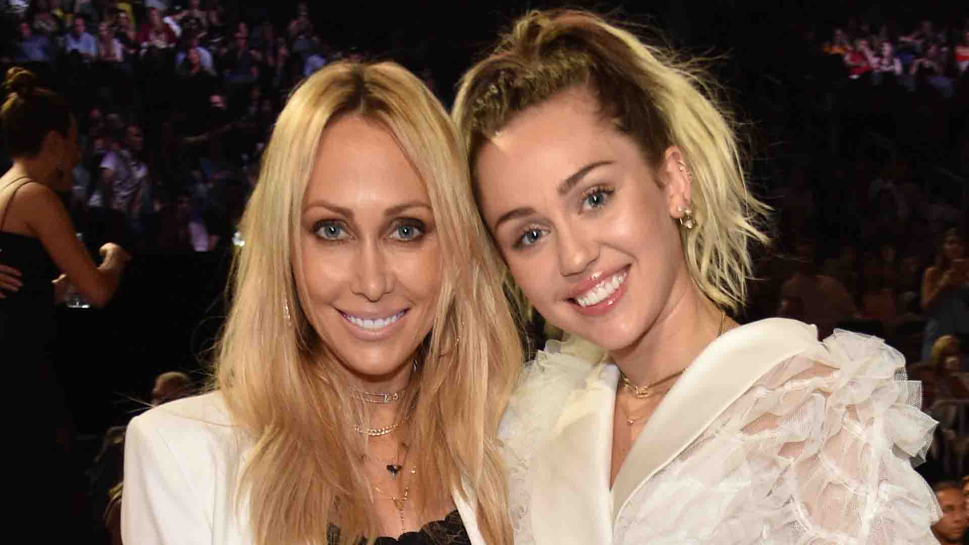 Watch Access Hollywood Interview Miley Cyrus Mom Tish Shares Update 1612