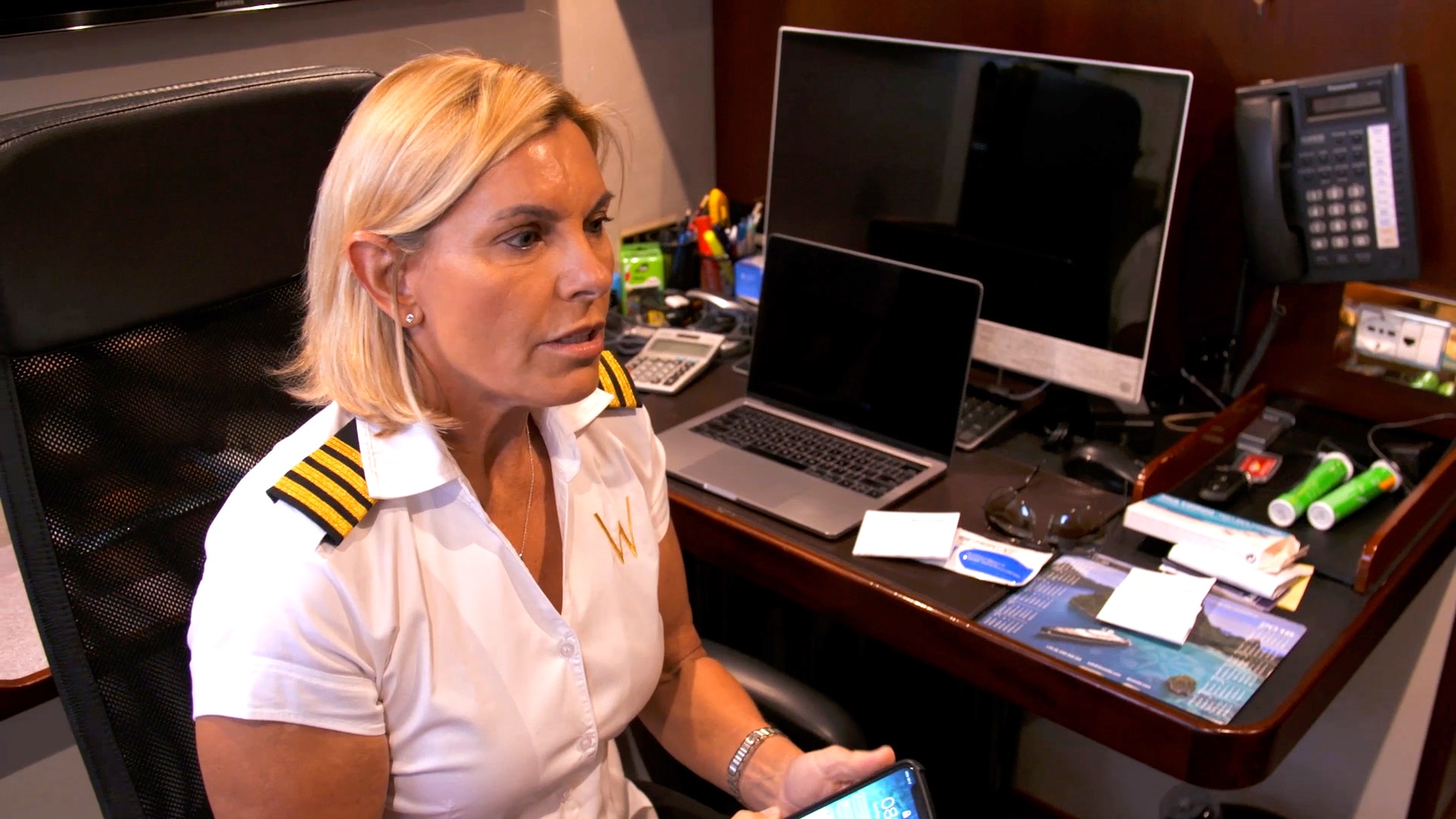 Watch Below Deck Mediterranean Sneak Peek Captain Sandy Learns 7990