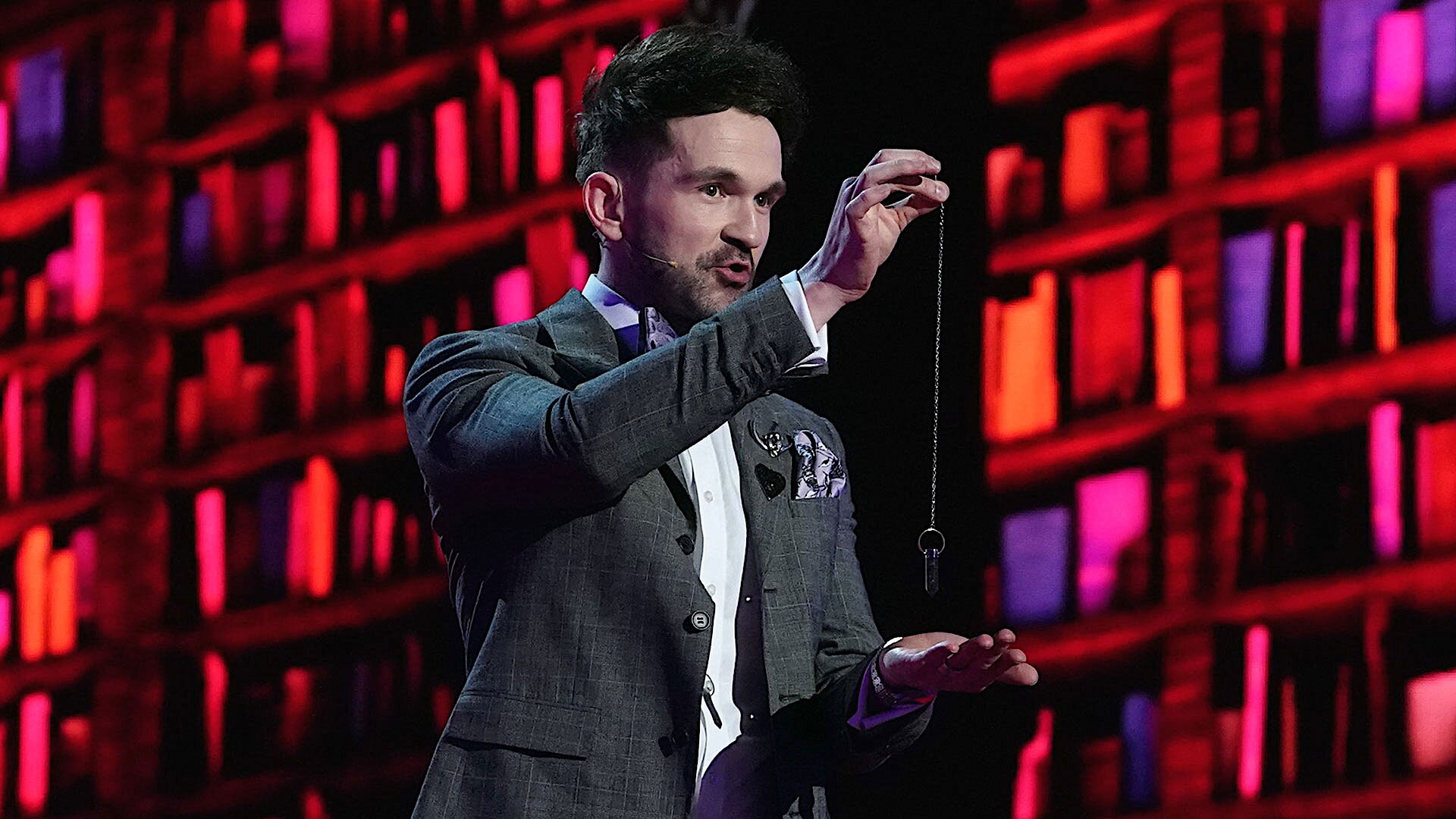 Watch America S Got Talent Highlight Colin Cloud Shocks The Judges With Incredible Mind Reading America S Got Talent 2020 Nbc Com