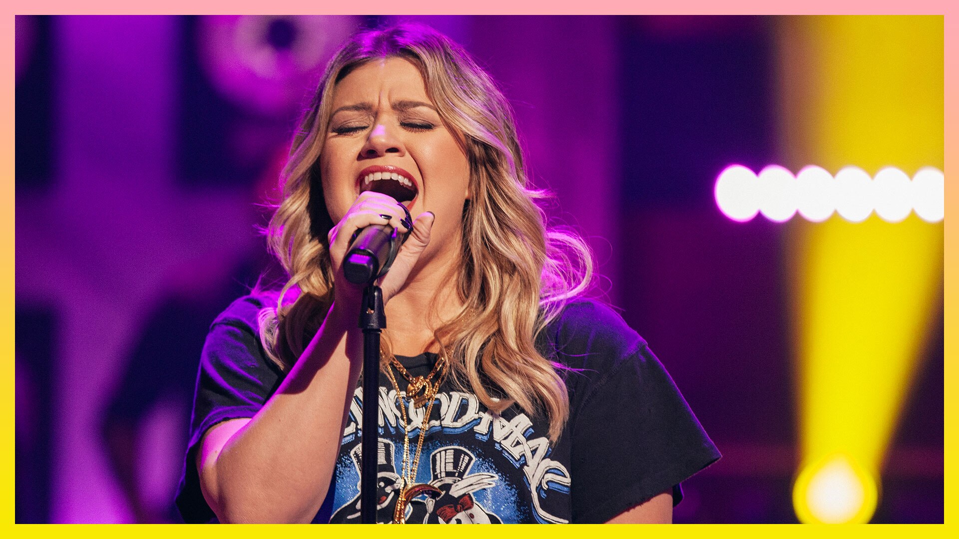 Watch The Kelly Clarkson Show Highlight Tennessee Whiskey (Chris