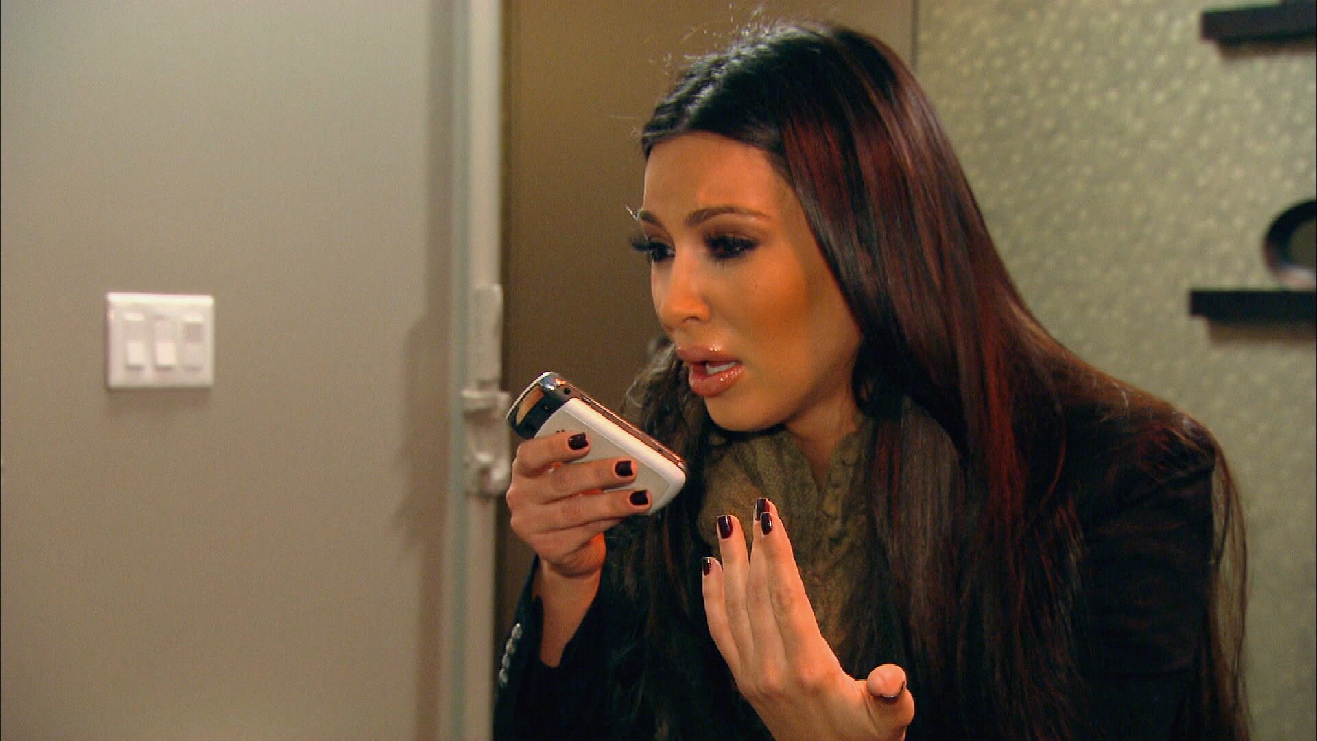 Watch Kourtney & Kim Take New York Episode: Start Spreading the News - Where To Watch Kim And Kourtney Take New York