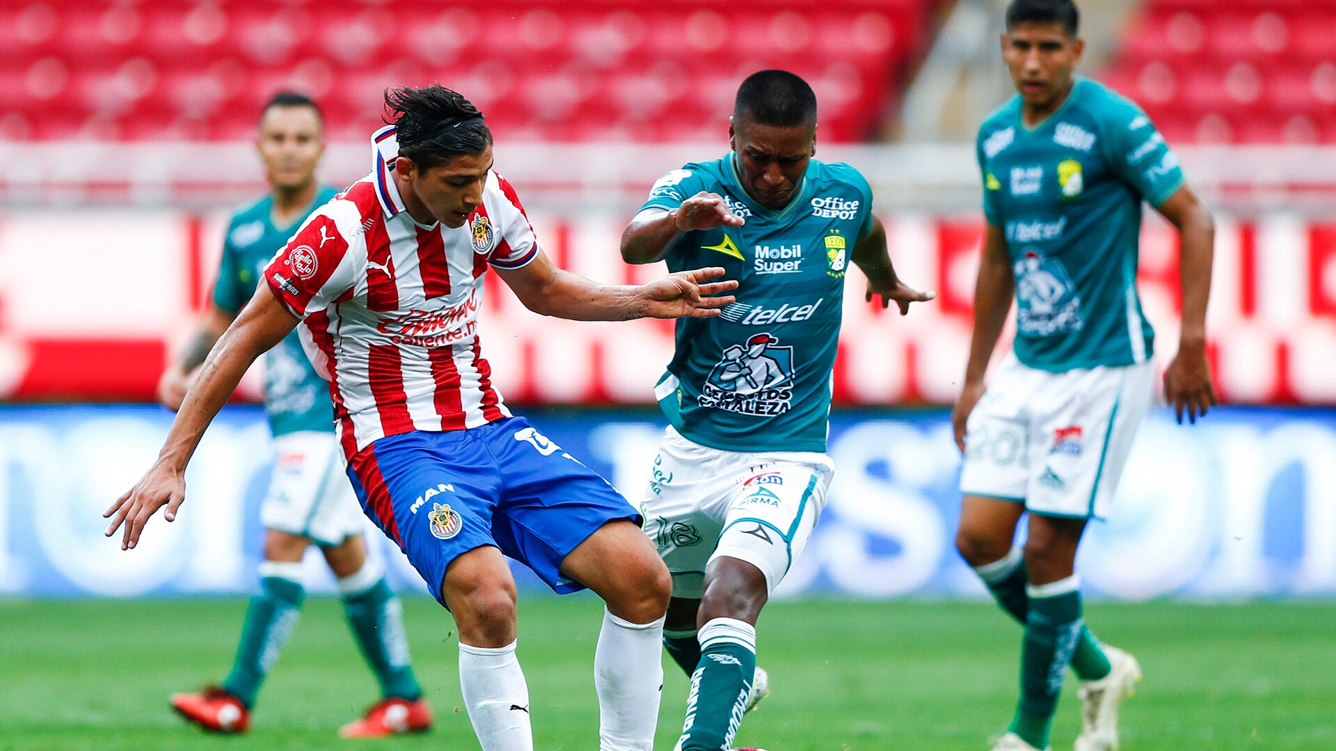 Watch Fútbol Estelar Chivas Highlight Chivas vs. León 00