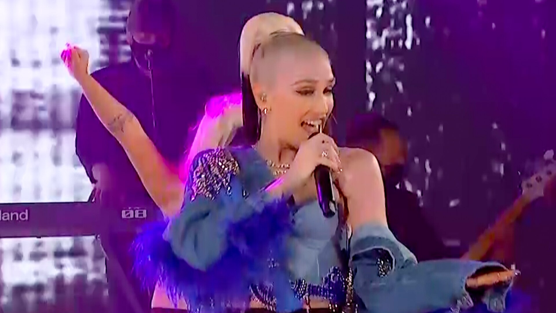 Watch The Tonight Show Starring Jimmy Fallon Highlight: Gwen Stefani