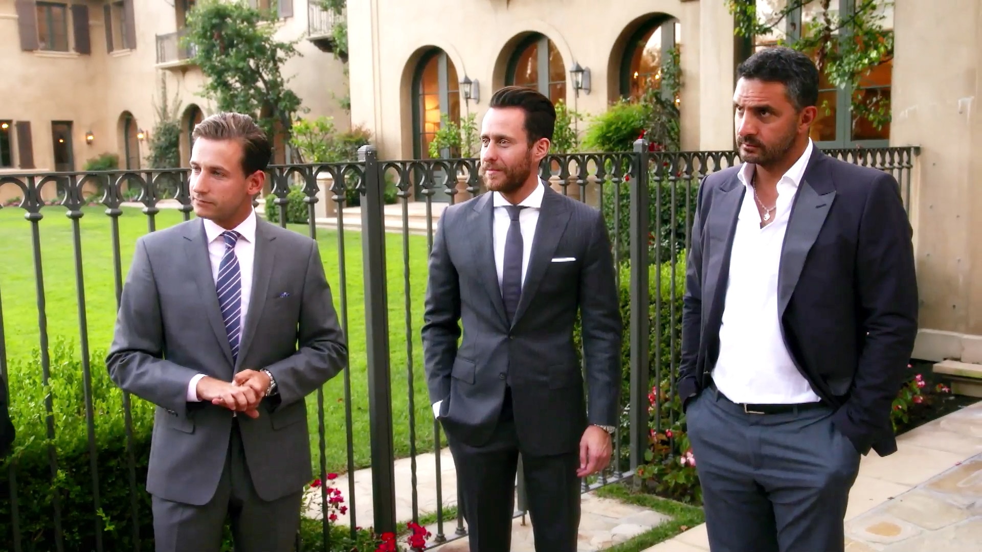 Watch Million Dollar Listing Los Angeles Episode The War Of Real   30d424b9 73fe 3214 B629 8cf0dc403919 