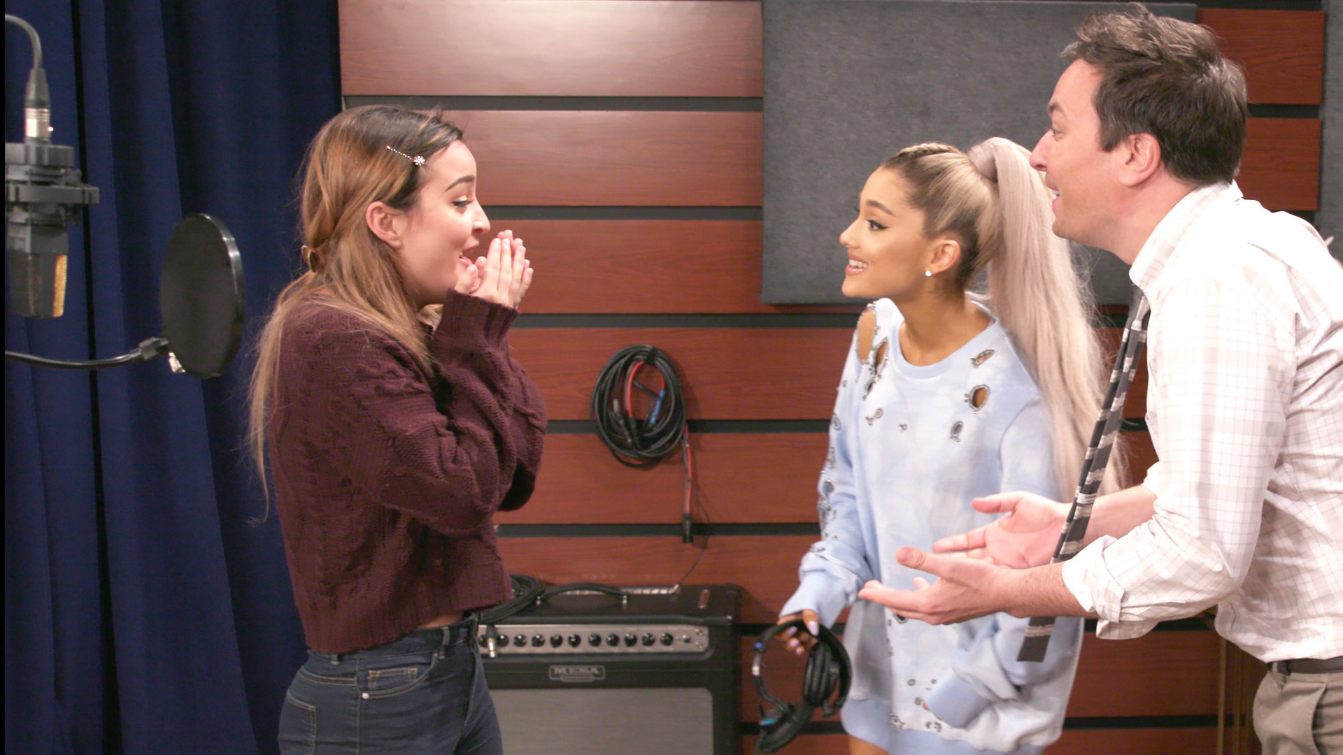 Watch The Tonight Show Starring Jimmy Highlight: Ariana Grande Surprises Fans Fan Compilation) NBC.com