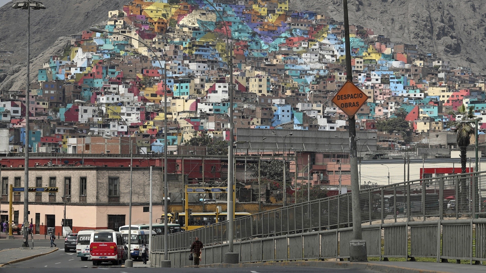 Watch Hoy Día Highlight Buscan eliminar con colores el estigma social