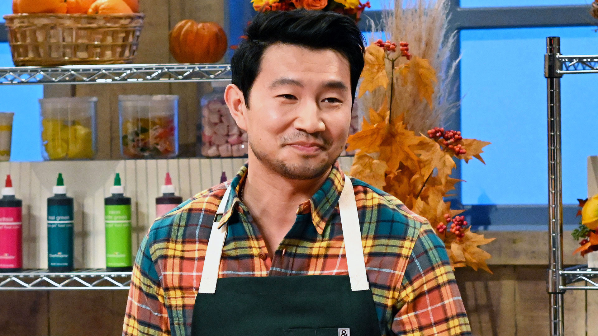 Watch Saturday Night Live Highlight Thanksgiving Baking Championship