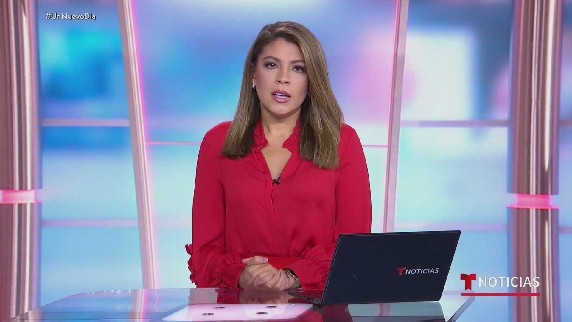 Watch Noticias Telemundo Highlight: Las noticias de la mañana, viernes ...