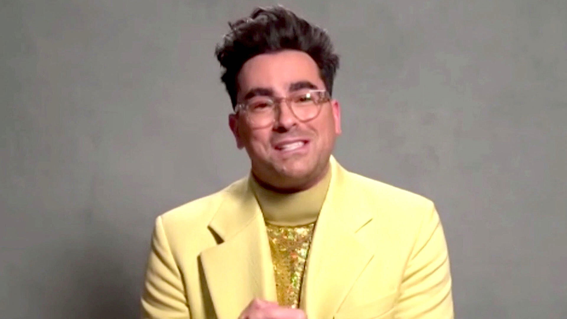 Watch The Golden Globe Awards Highlight Schitt's Creek Best