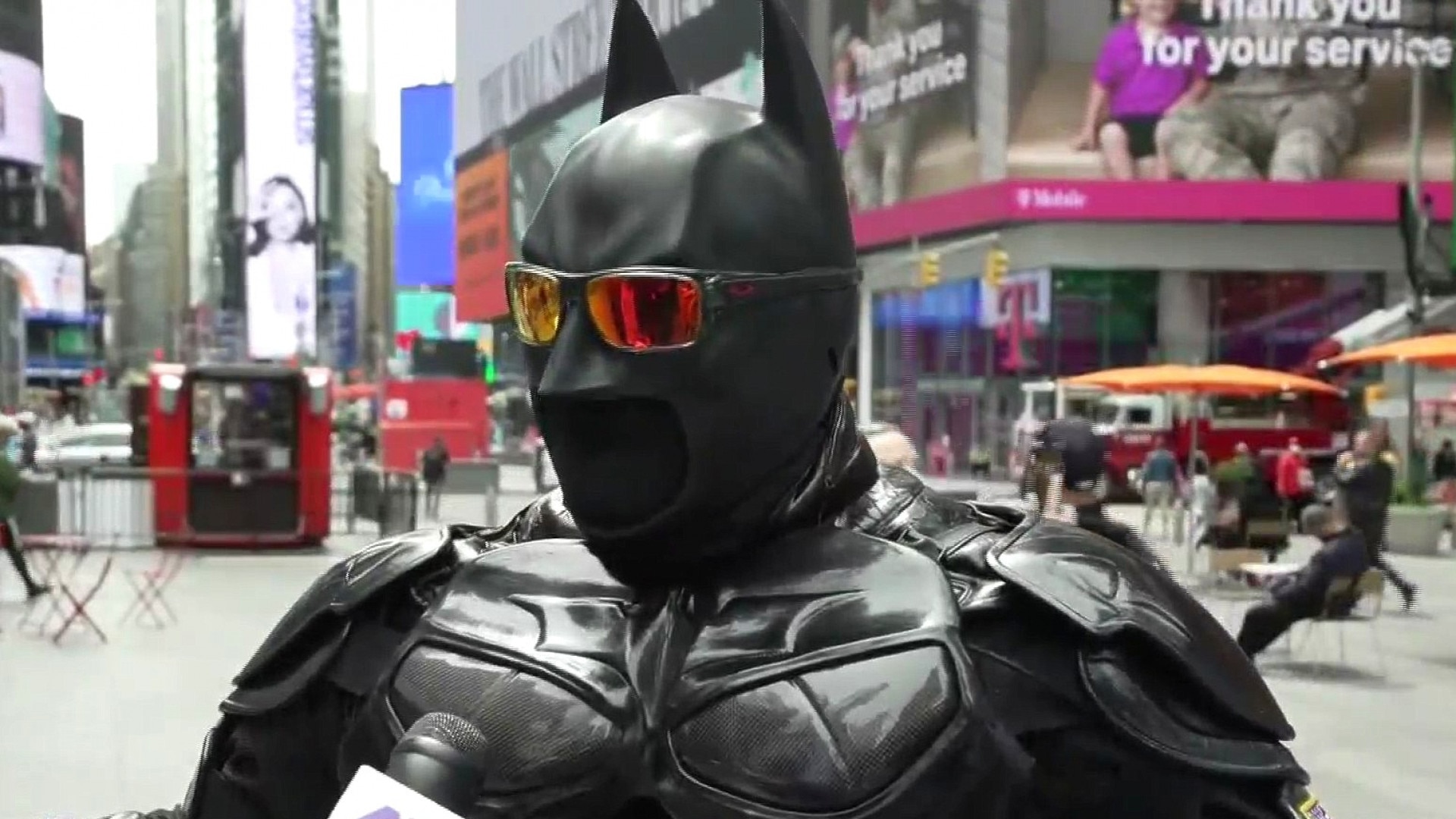 Watch Al Rojo Vivo Highlight: Personajes de Times Square piden que la  ciudad de Nueva York los deje volver a trabajar 