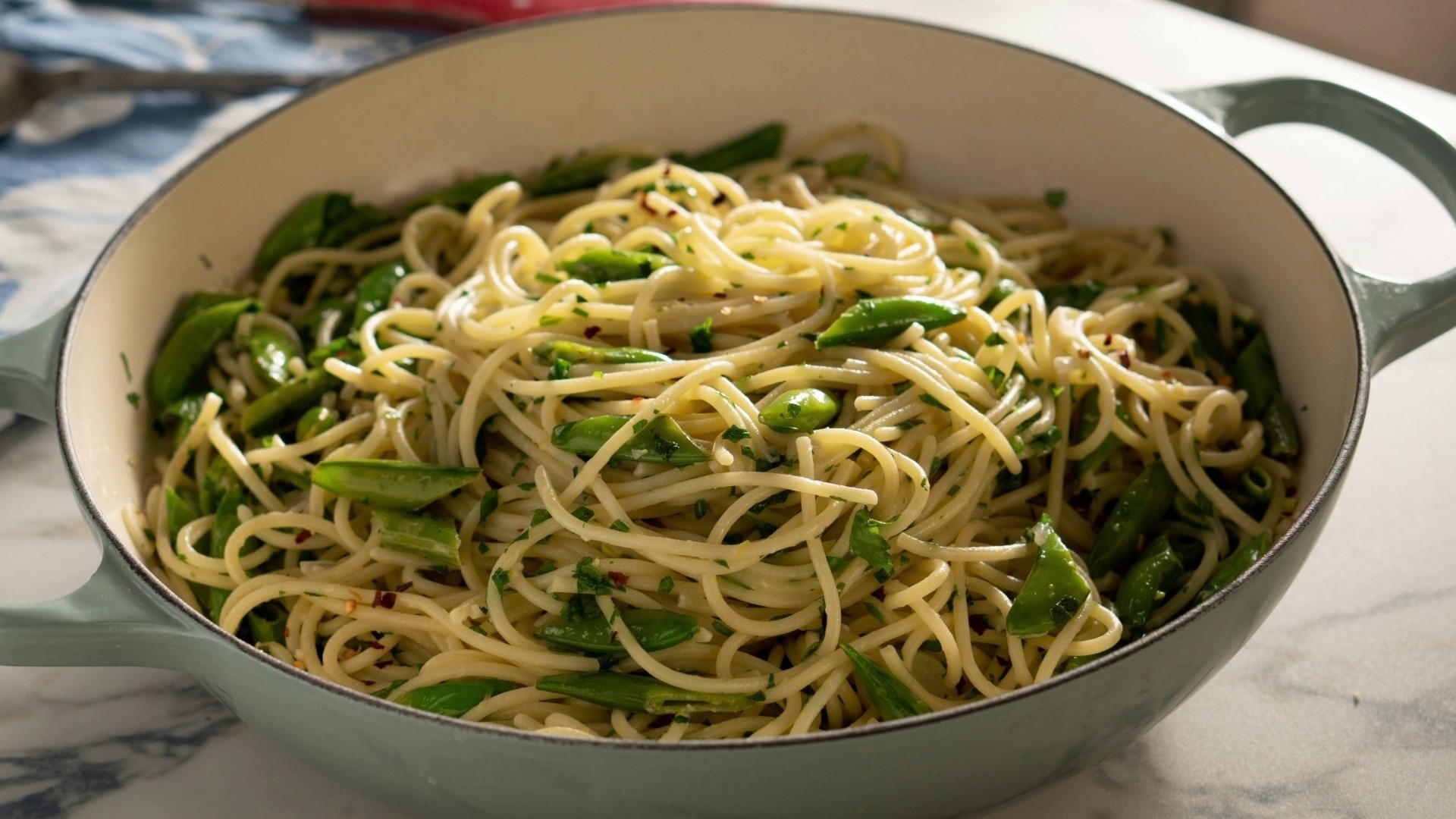 Valerie Bertinelli demonstrates how to make her easy lemon pasta