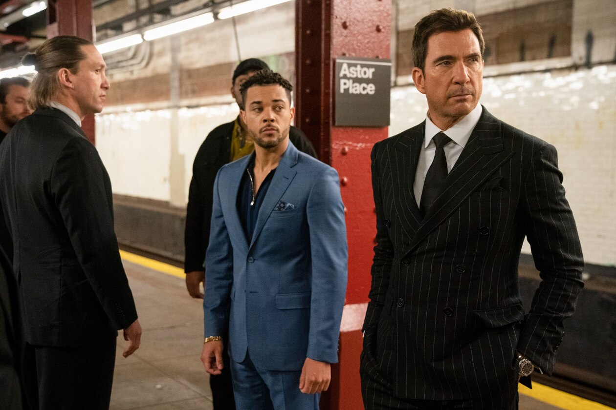 Everybody taking. эйнсли сейгер фото. Everybody taking. паттерсон киноафиша. эйнсли сейгер.