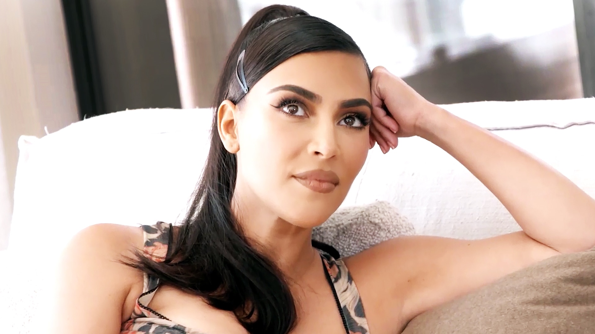 keeping up with the kardashians season 19 watch online