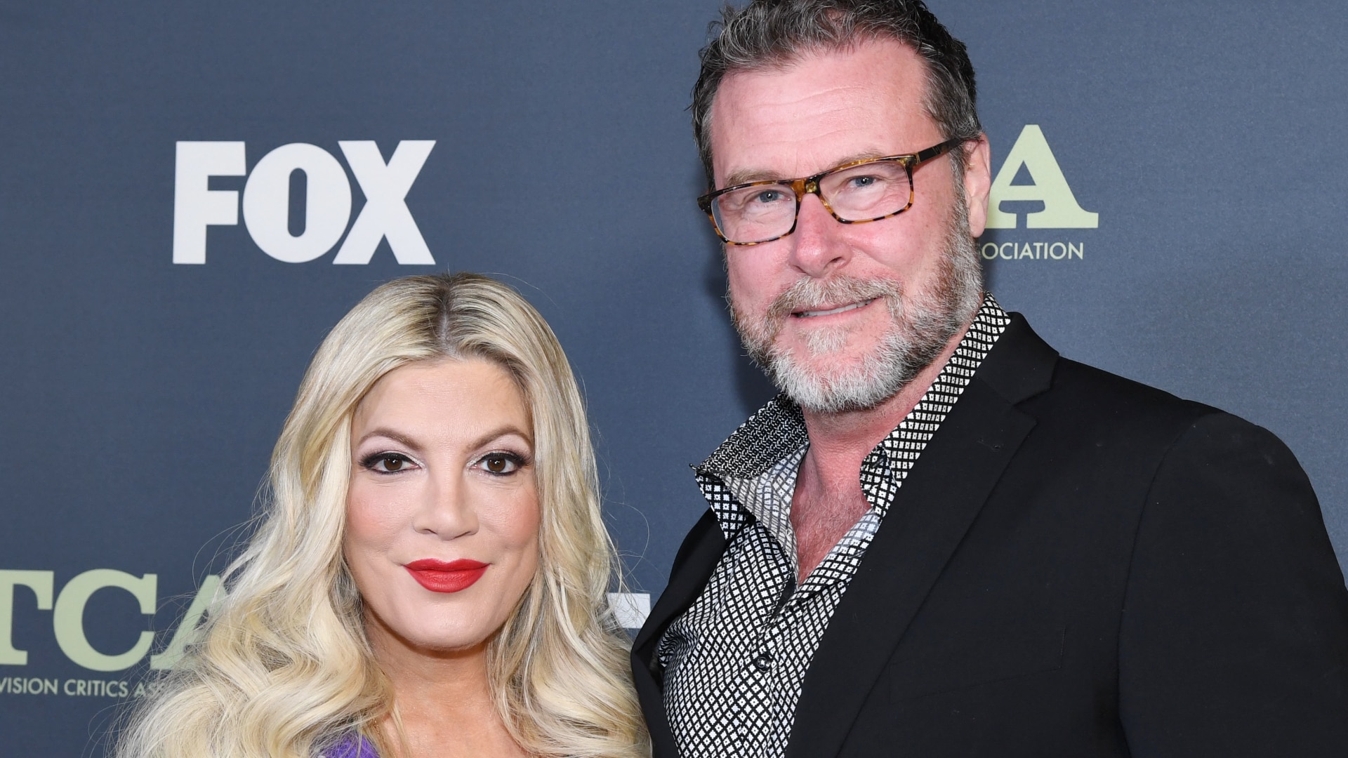 Watch Access Hollywood Interview Tori Spelling Admits She And Dean