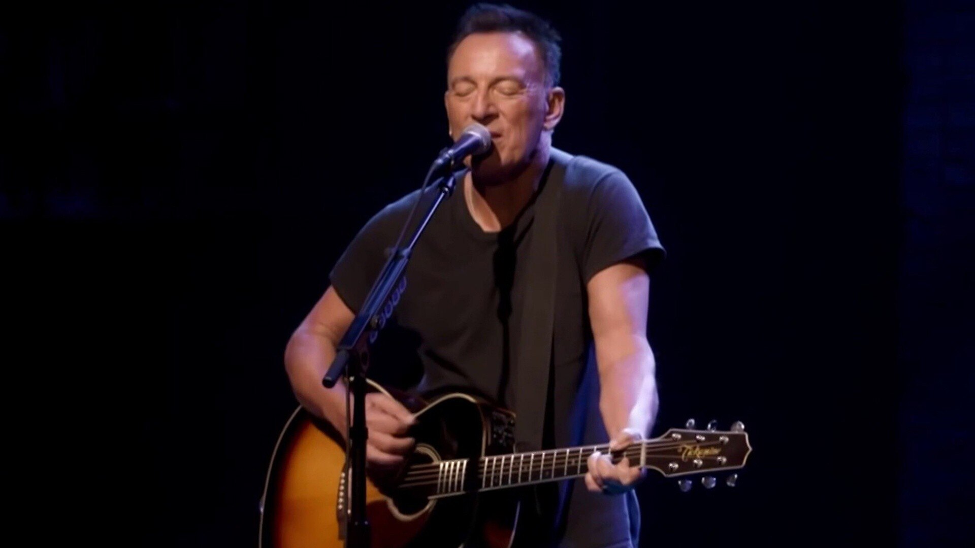 Watch TODAY Highlight Bruce Springsteen return to Broadway with 1st