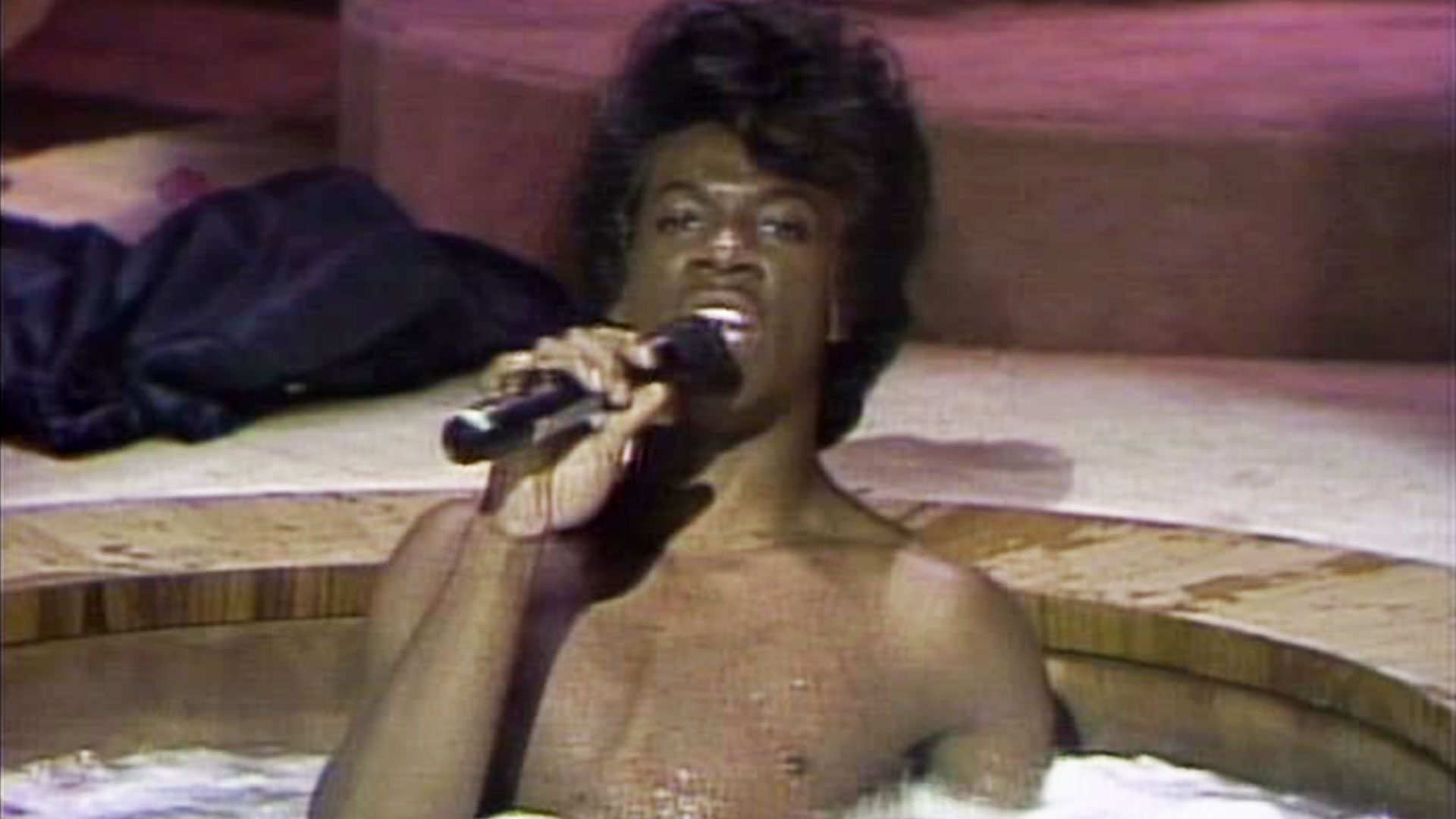 Watch Saturday Night Live Highlight James Brown's Celebrity Hot Tub