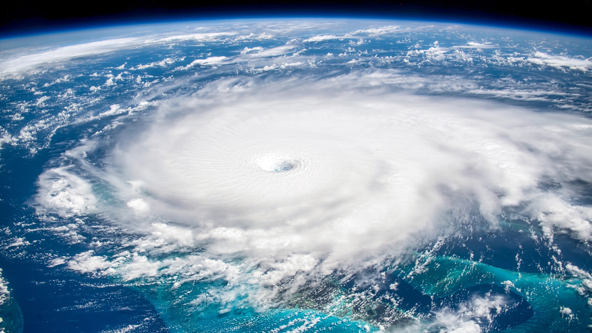 Watch Hoy Día Highlight Así se llamarán los huracanes que se