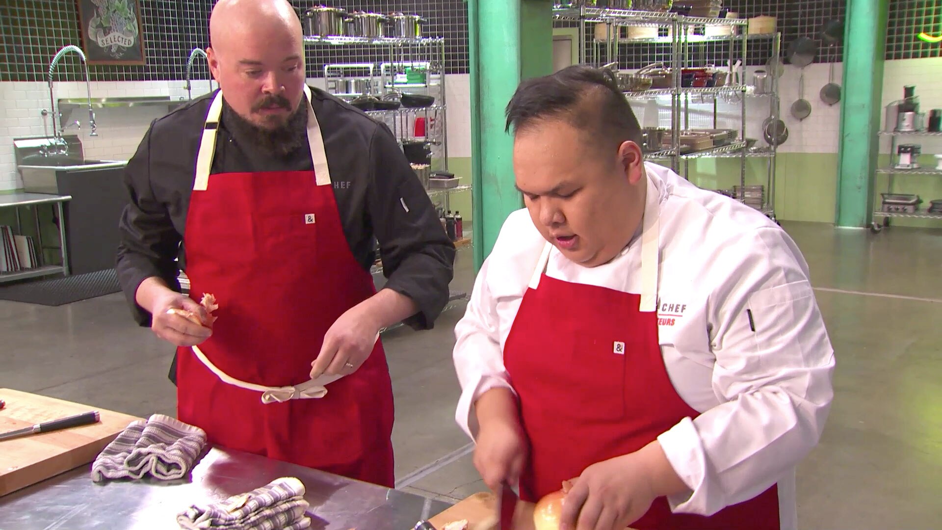 Watch Top Chef Amateurs Highlight Chef Isaac Toups Helps This Home Cook to Properly Prepare