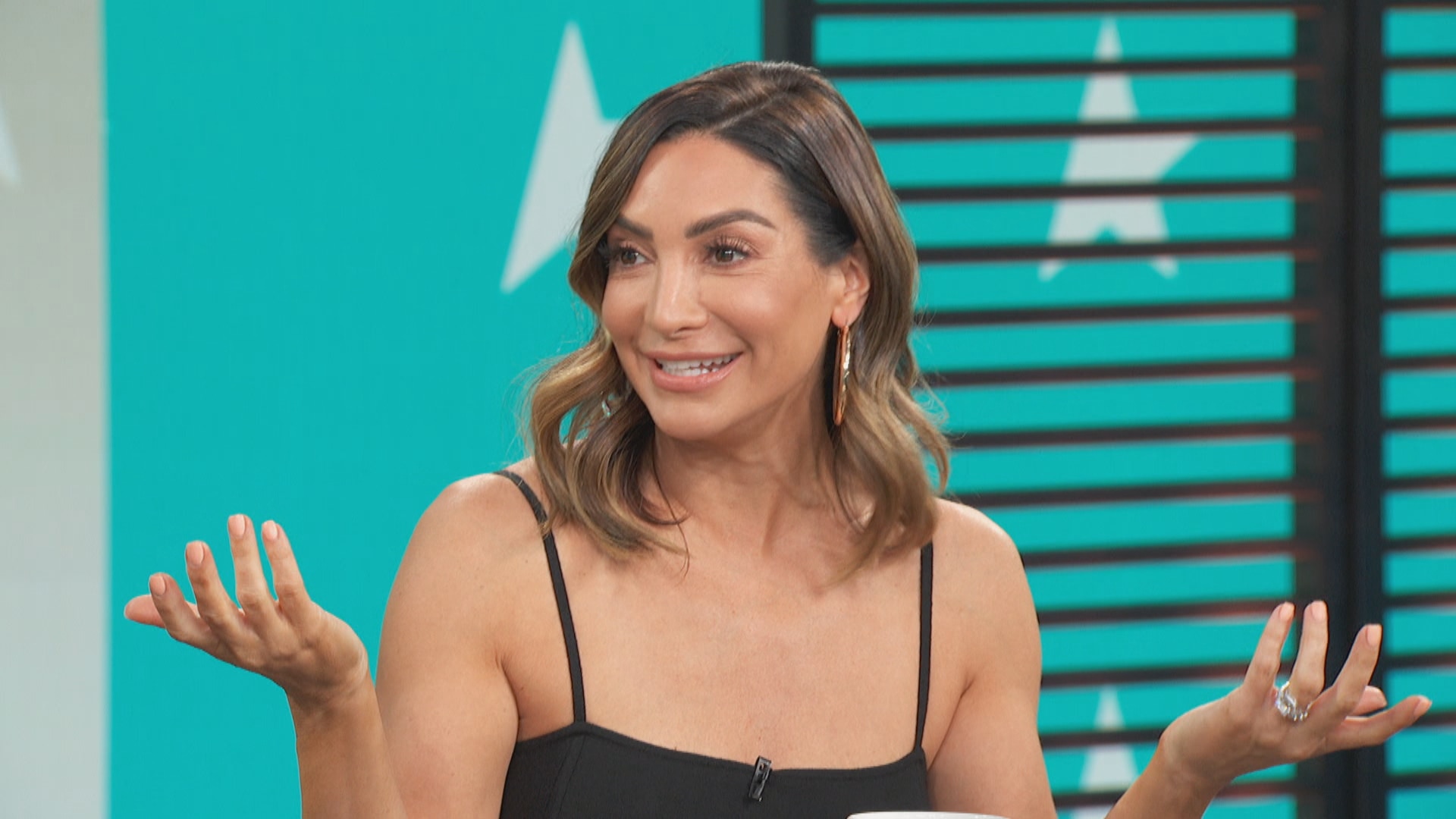 Watch Access Hollywood Highlight Mario Lopez's Wife Courtney Admits He