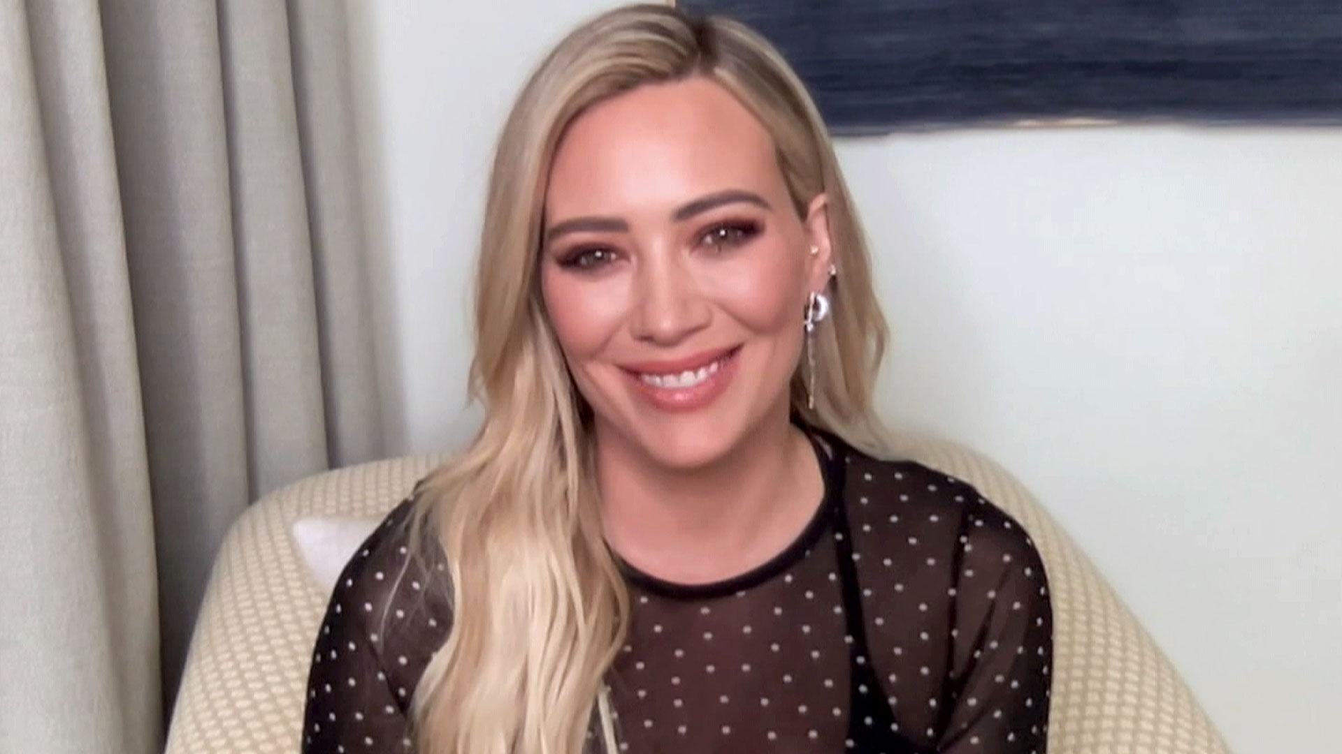 Watch Late Night with Seth Meyers Highlight: Hilary Duff Challenges