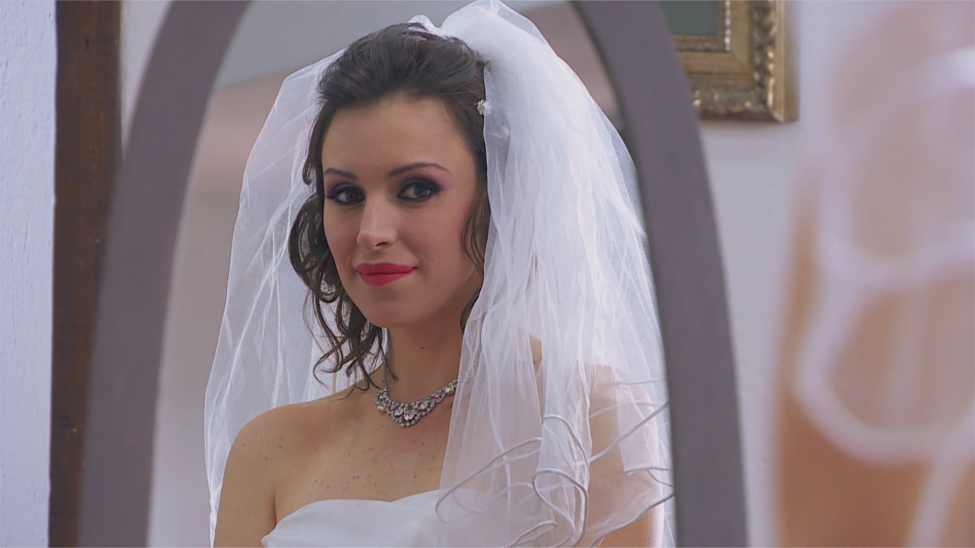 Watch La Patrona Episode: El escape - NBC.com