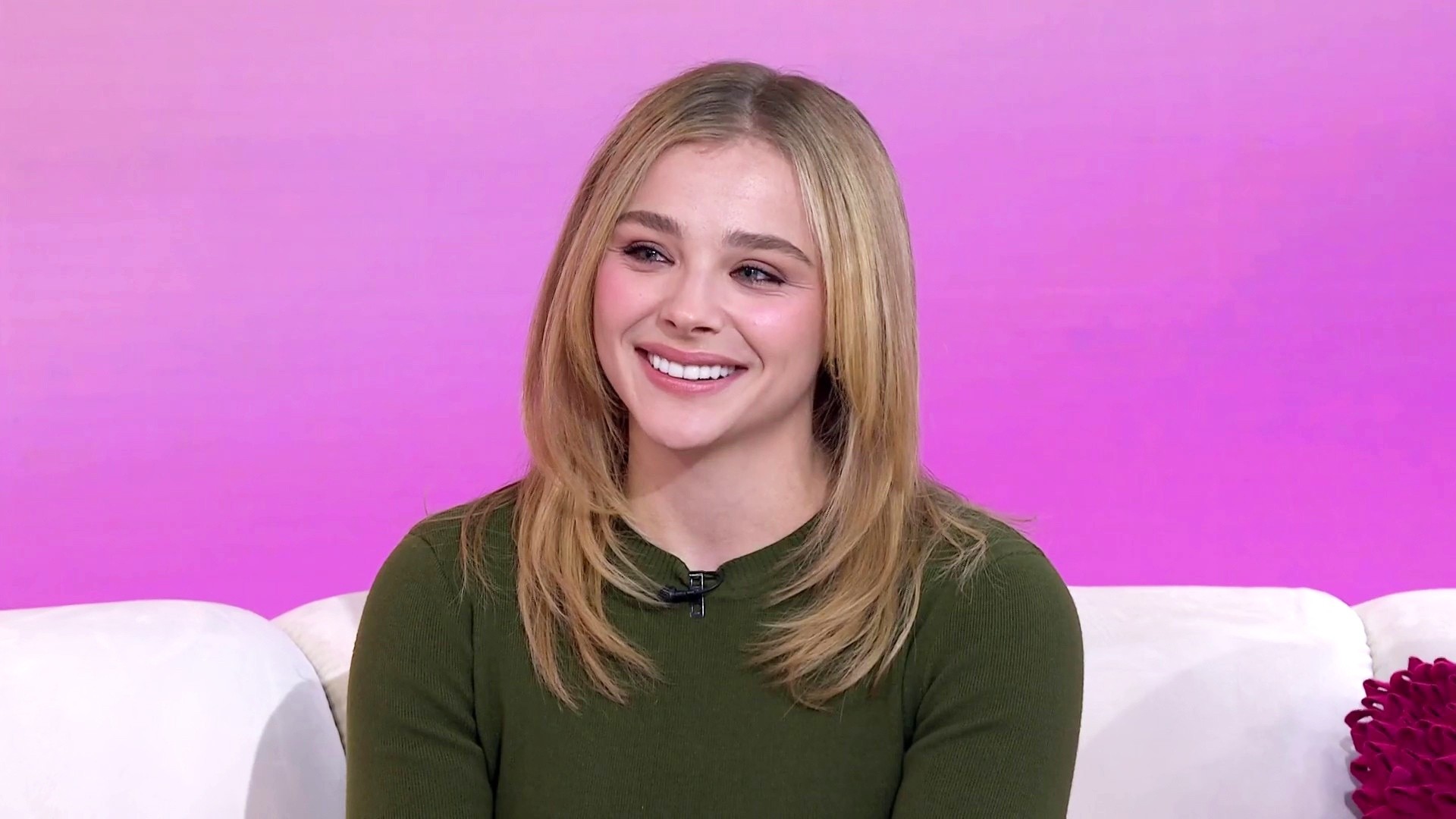 Chloe Grace Moretz At The Today Show - NYC  Imagelinkglobal ILG: Product:  ILEA001460459｜Photos & Images & Videos｜KYODO NEWS IMAGES INC