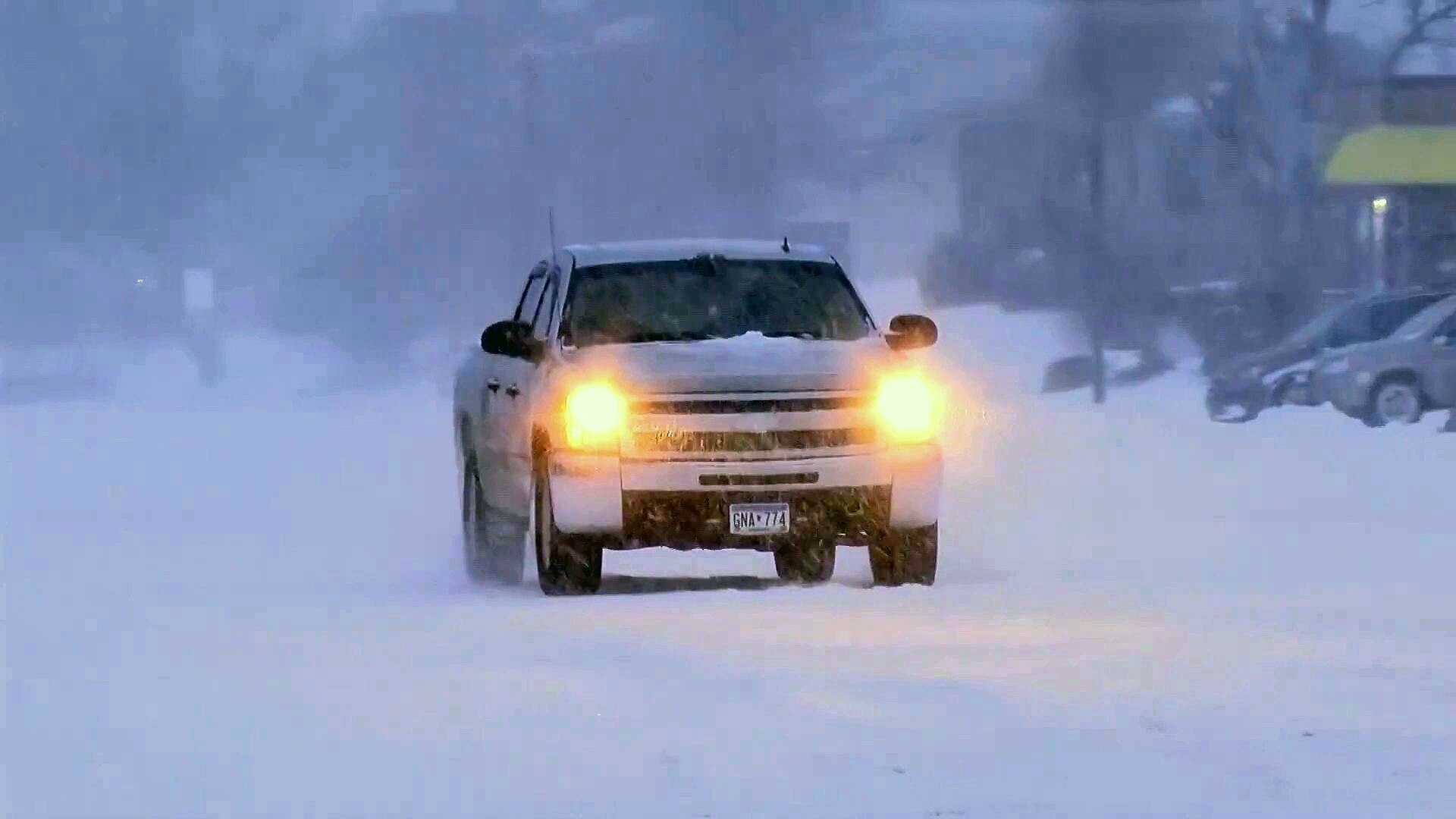 Watch TODAY Excerpt Parts of Midwest get a foot of snow in early