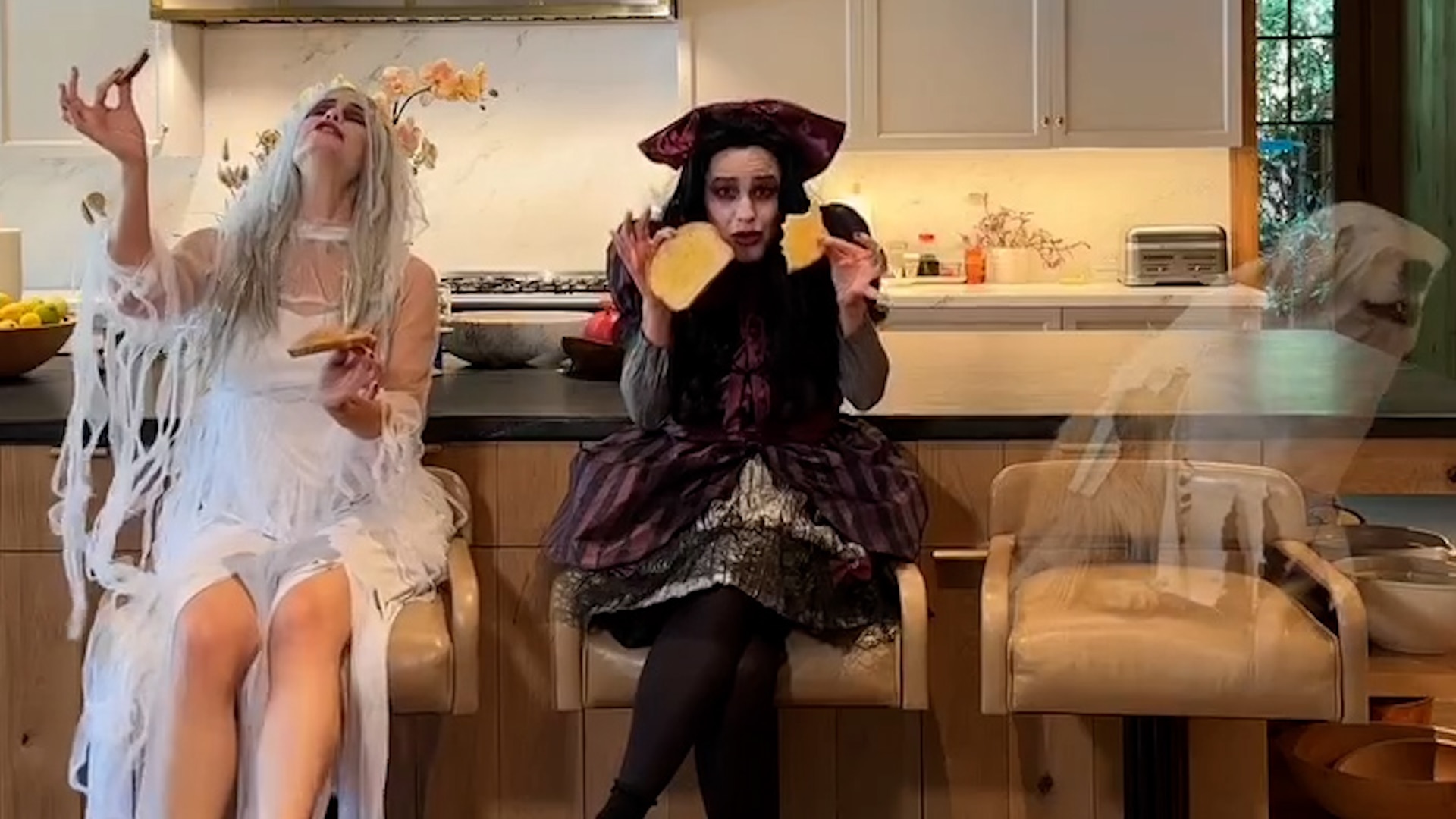 Watch Access Hollywood Highlight Jennifer Garner Brings Magic To Show