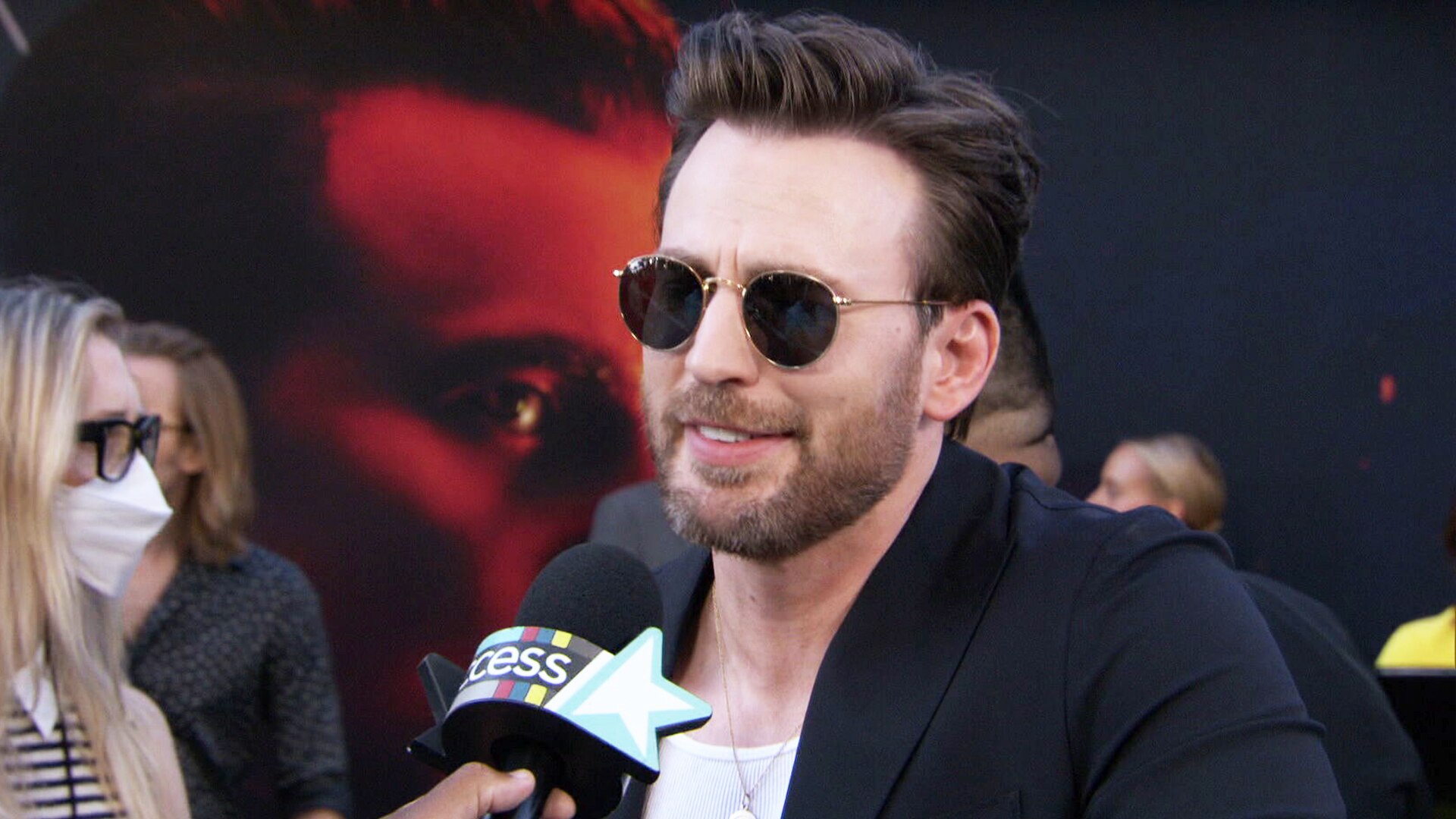 Watch Access Hollywood Episode: Sexiest Man Alive, CFDA Awards and more