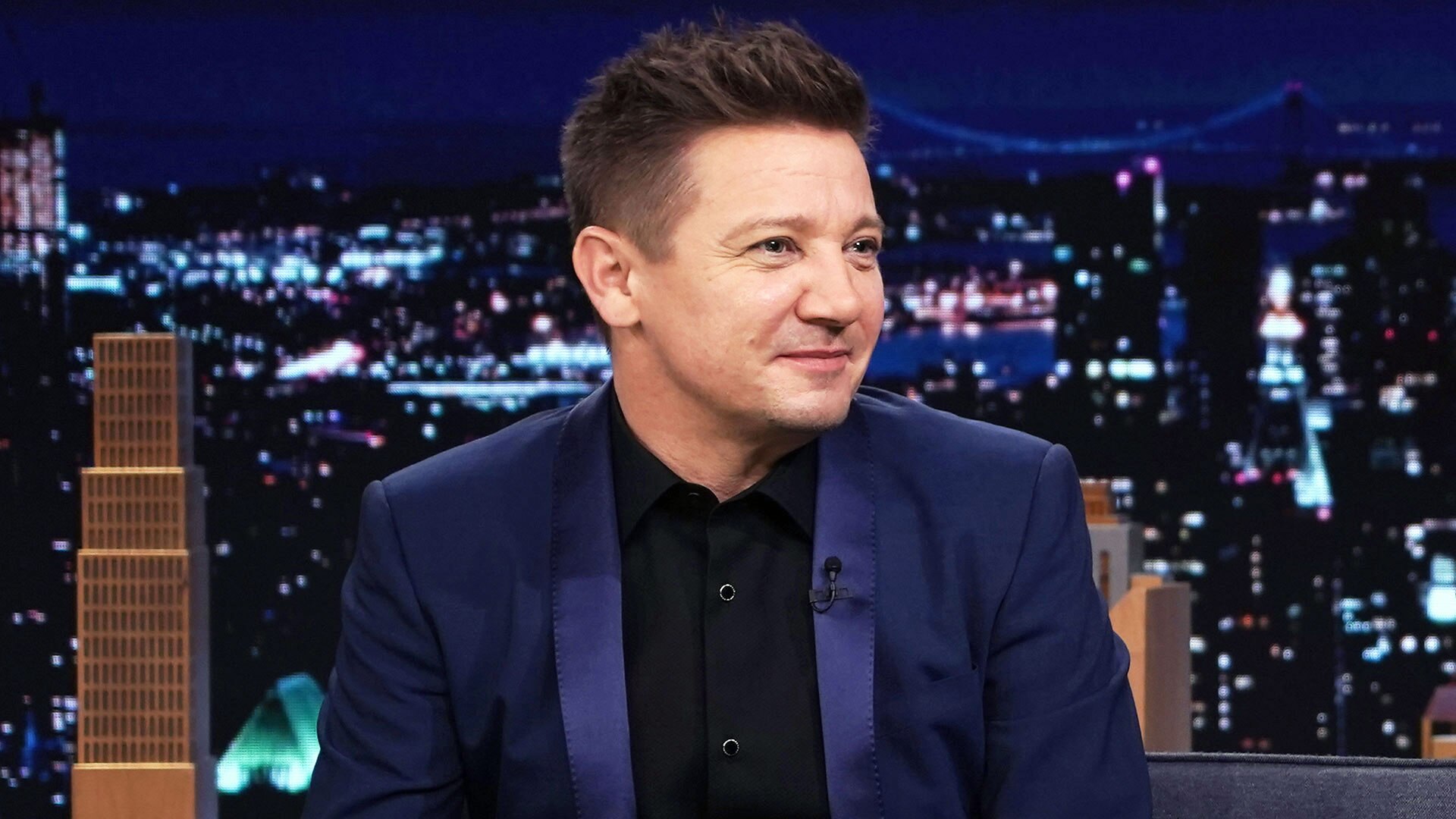 Watch The Tonight Show Starring Jimmy Fallon Episode: Jeremy Renner ...