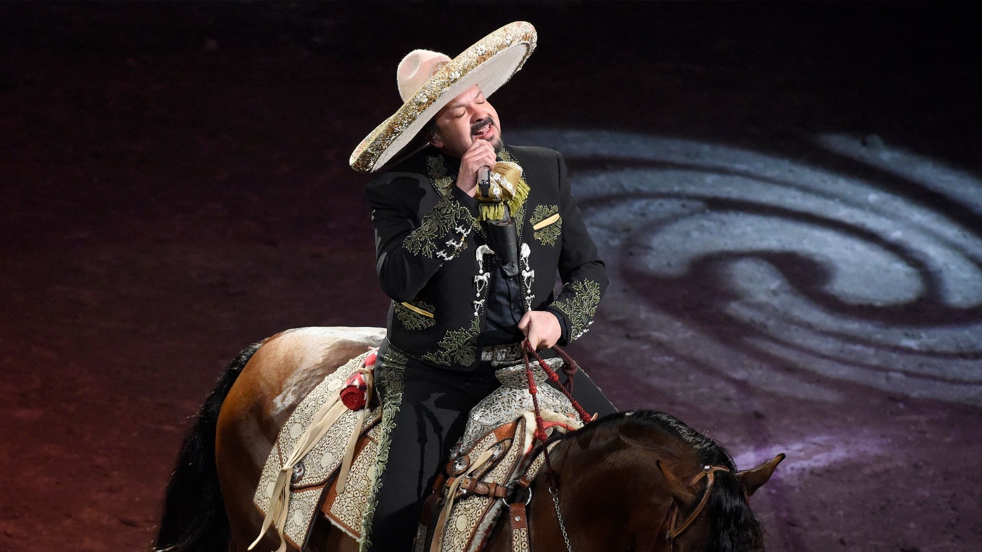 Pepe Aguilar Jaripeo Sin Fronteras 2021 Los Angeles Watch Hoy Día Highlight: “El Jaripeo sin Fronteras” de Pepe Aguilar es
