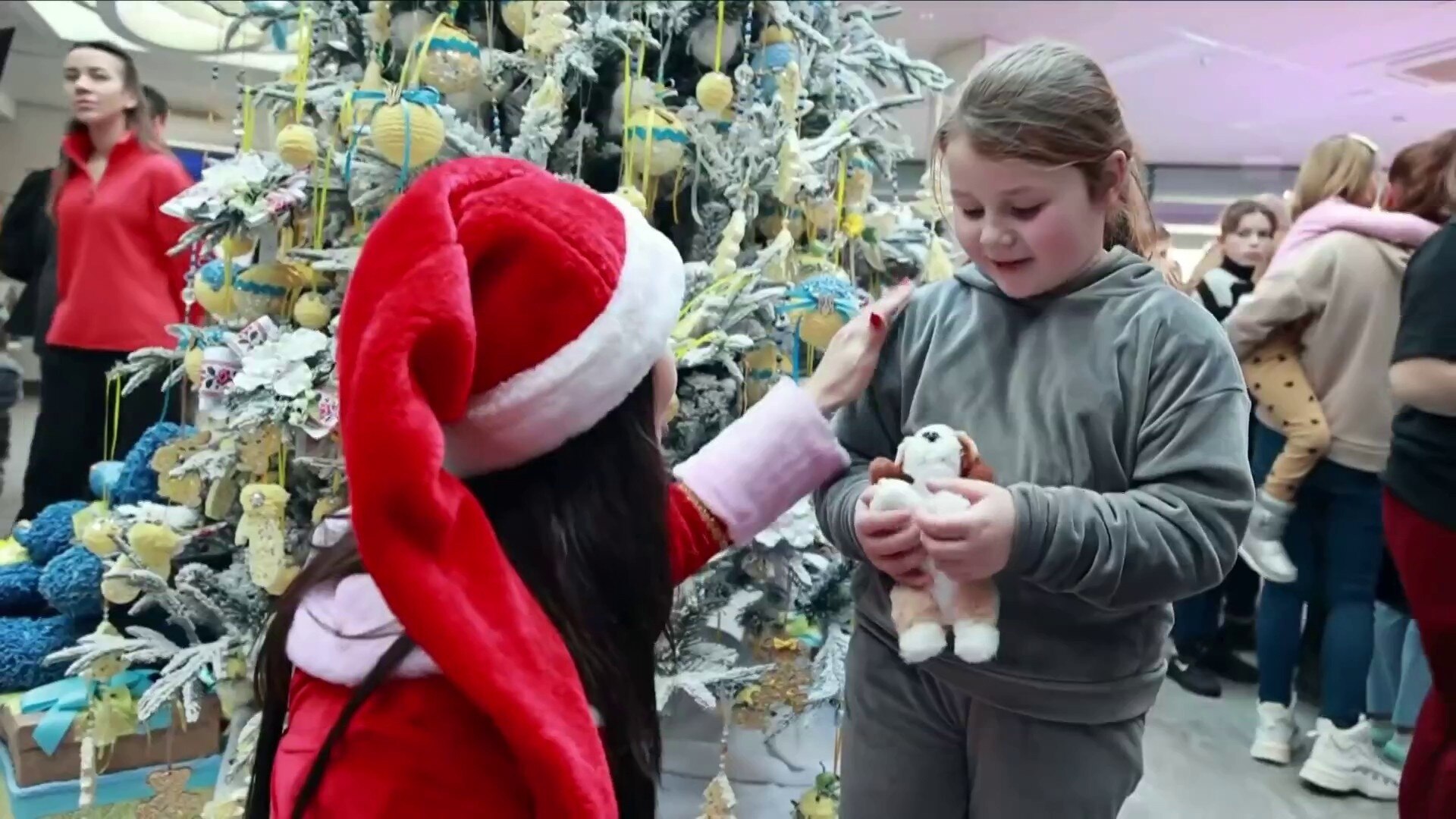 Watch TODAY Excerpt Ukrainians hopeful ahead of first Christmas since Russian invasion