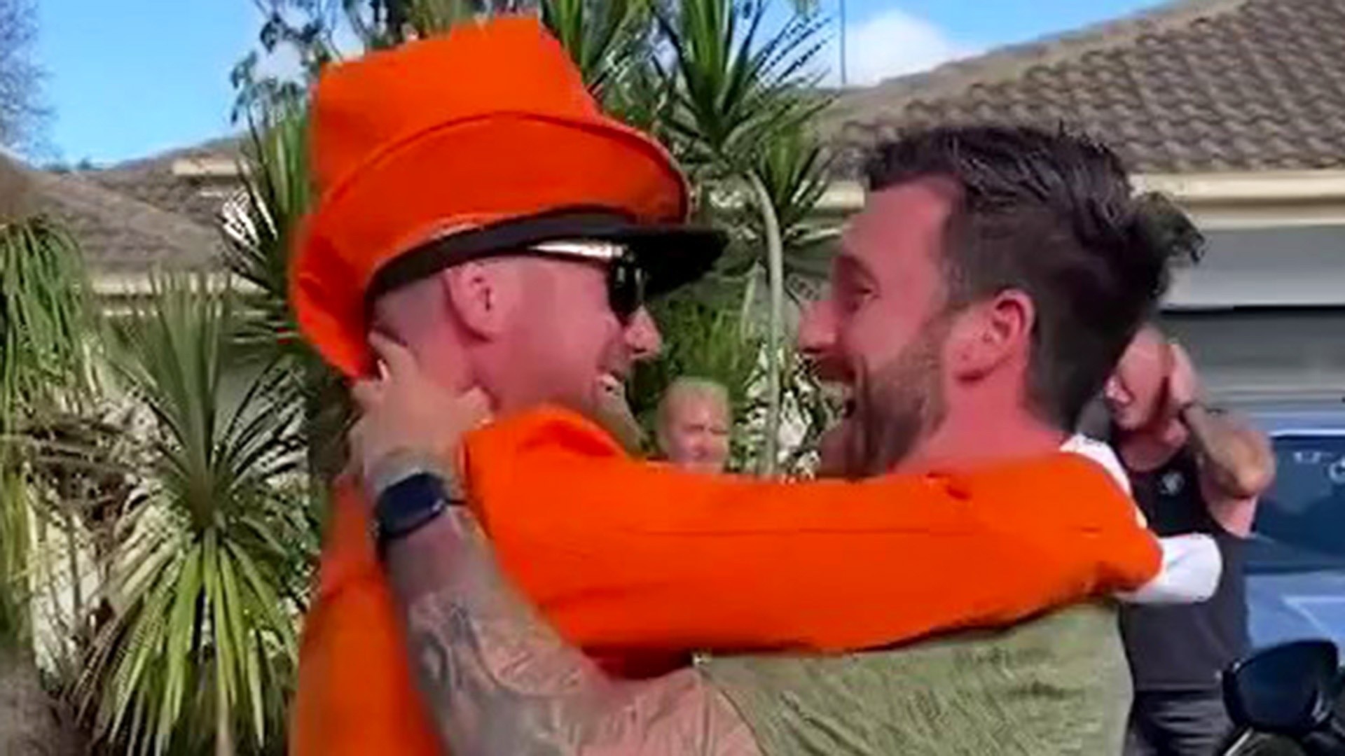 Watch TODAY Excerpt Watch ‘Dumb and Dumber’ inspired wedding surprise