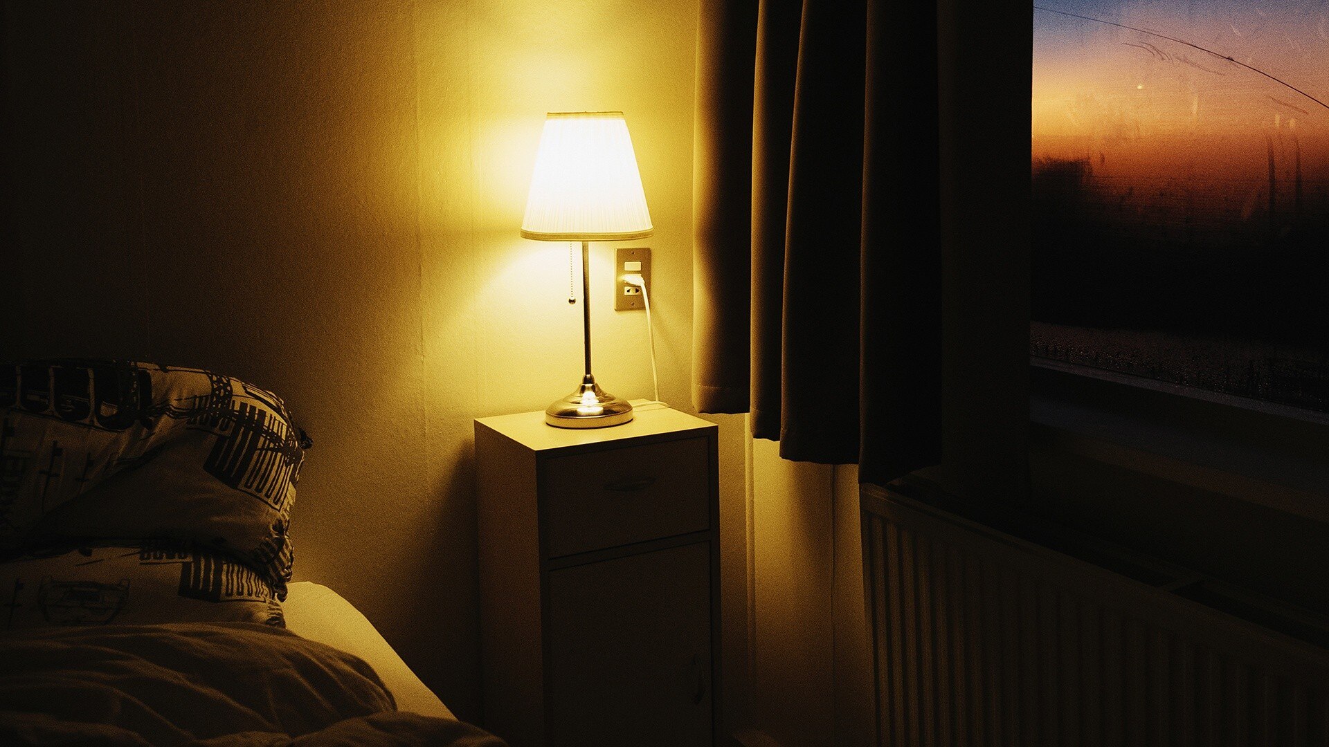 Watch TODAY Excerpt Study says having lights on during sleep could