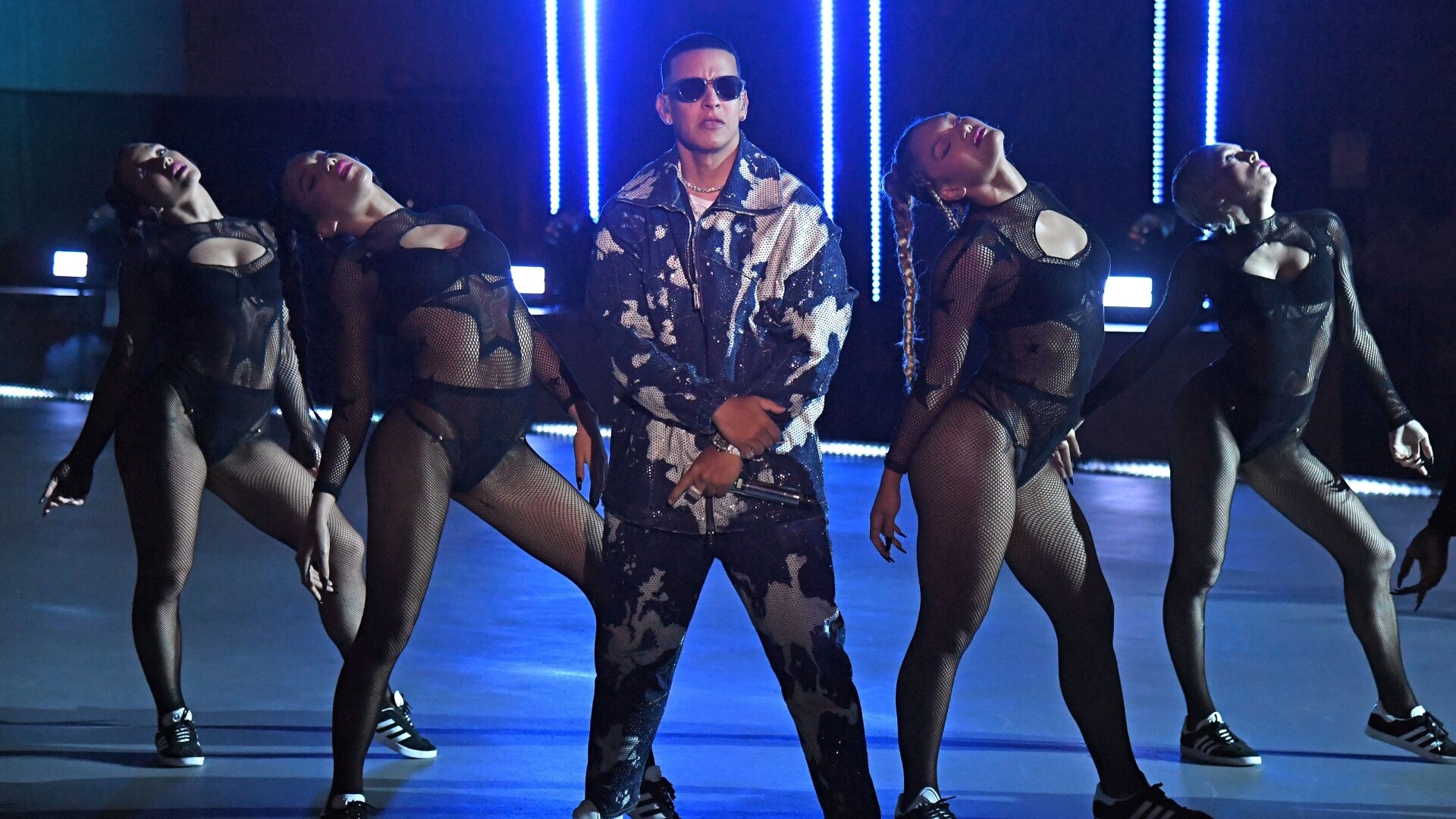 Watch Noticias Telemundo En La Noche Highlight Daddy Yankee anuncia su